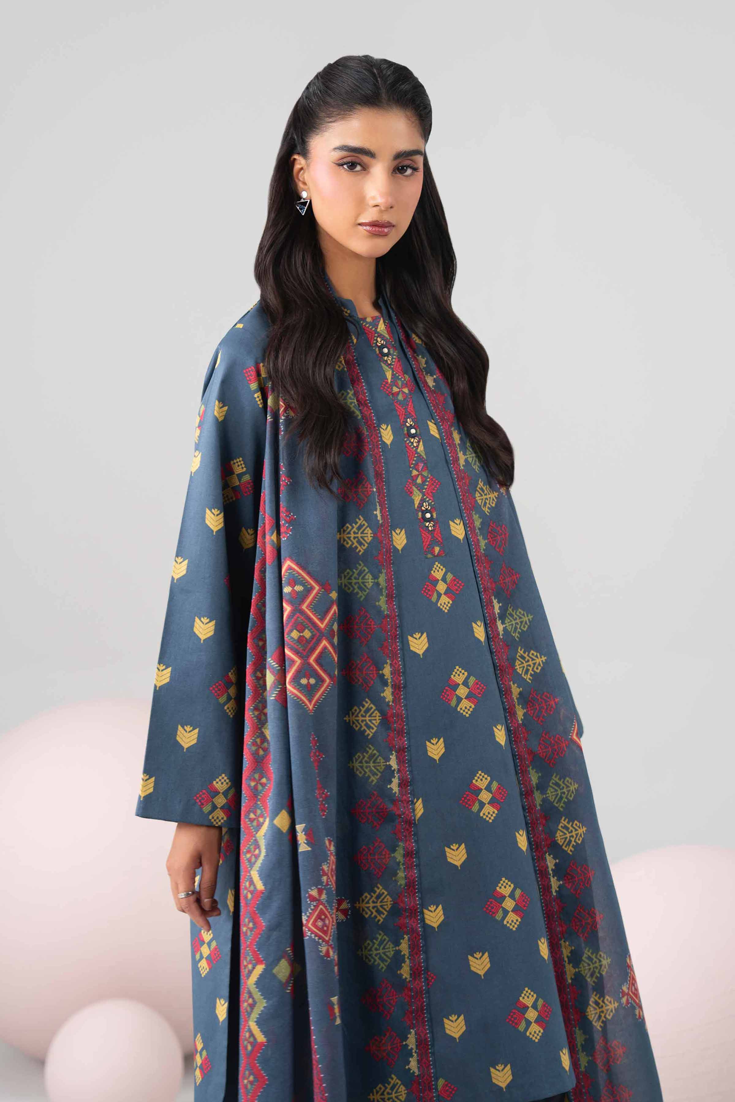 3 Piece - Printed Loose Fabric - 42602696 for Women - Freedom To Buy Collection | Nishat | Shop Online