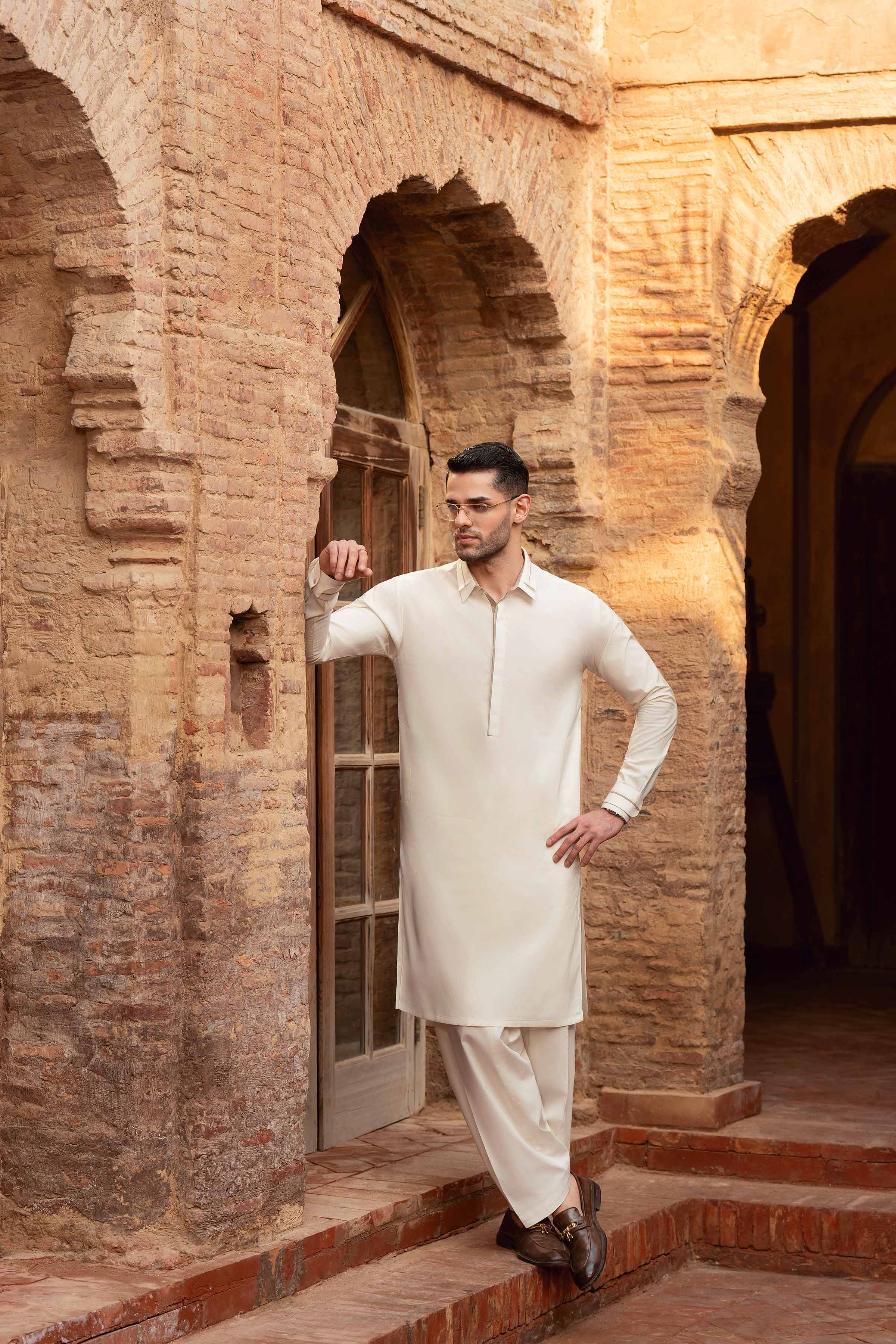 2 Piece - Naqsh Suit -  42608034