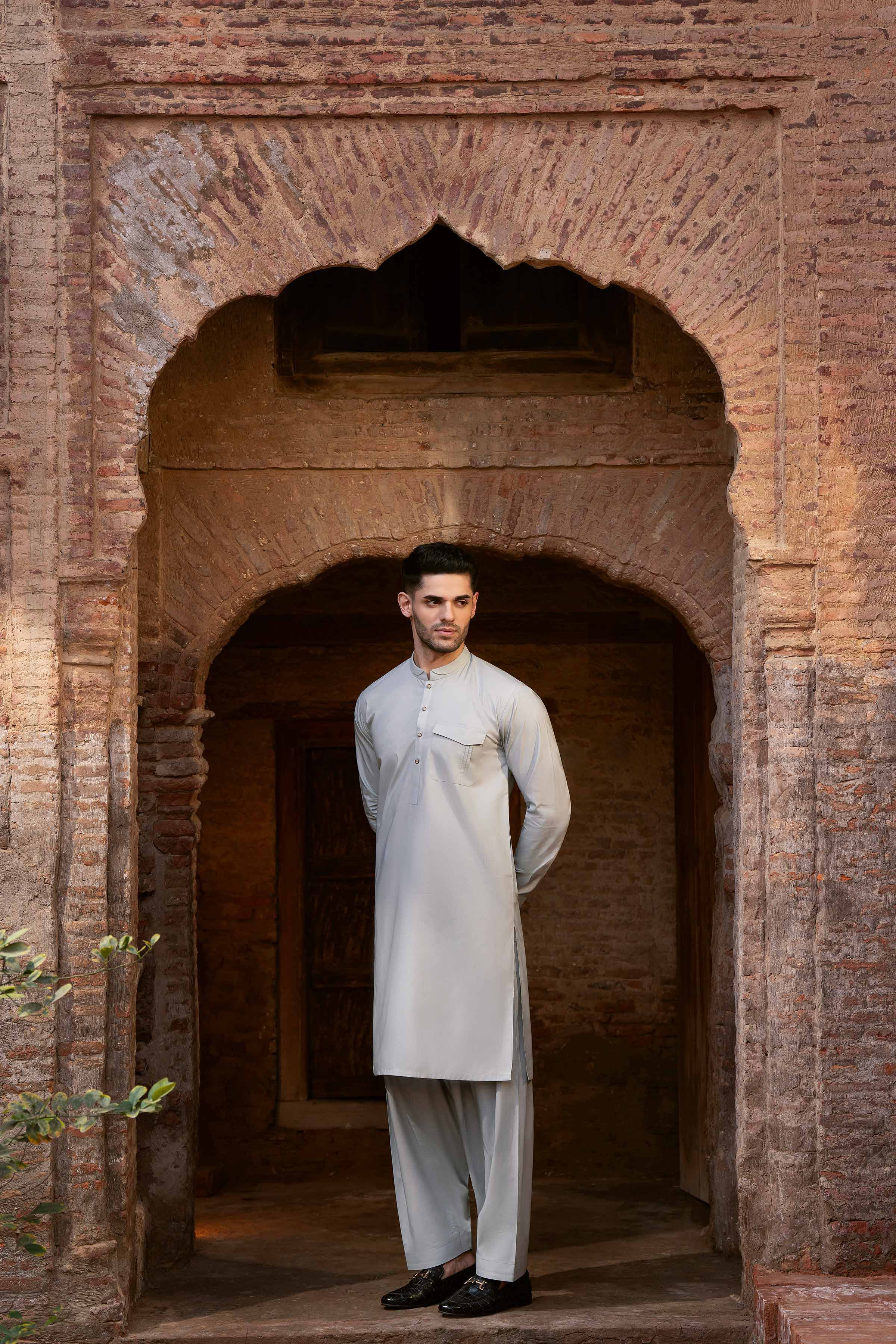 2 Piece - Naqsh Suit With Box - 42608041