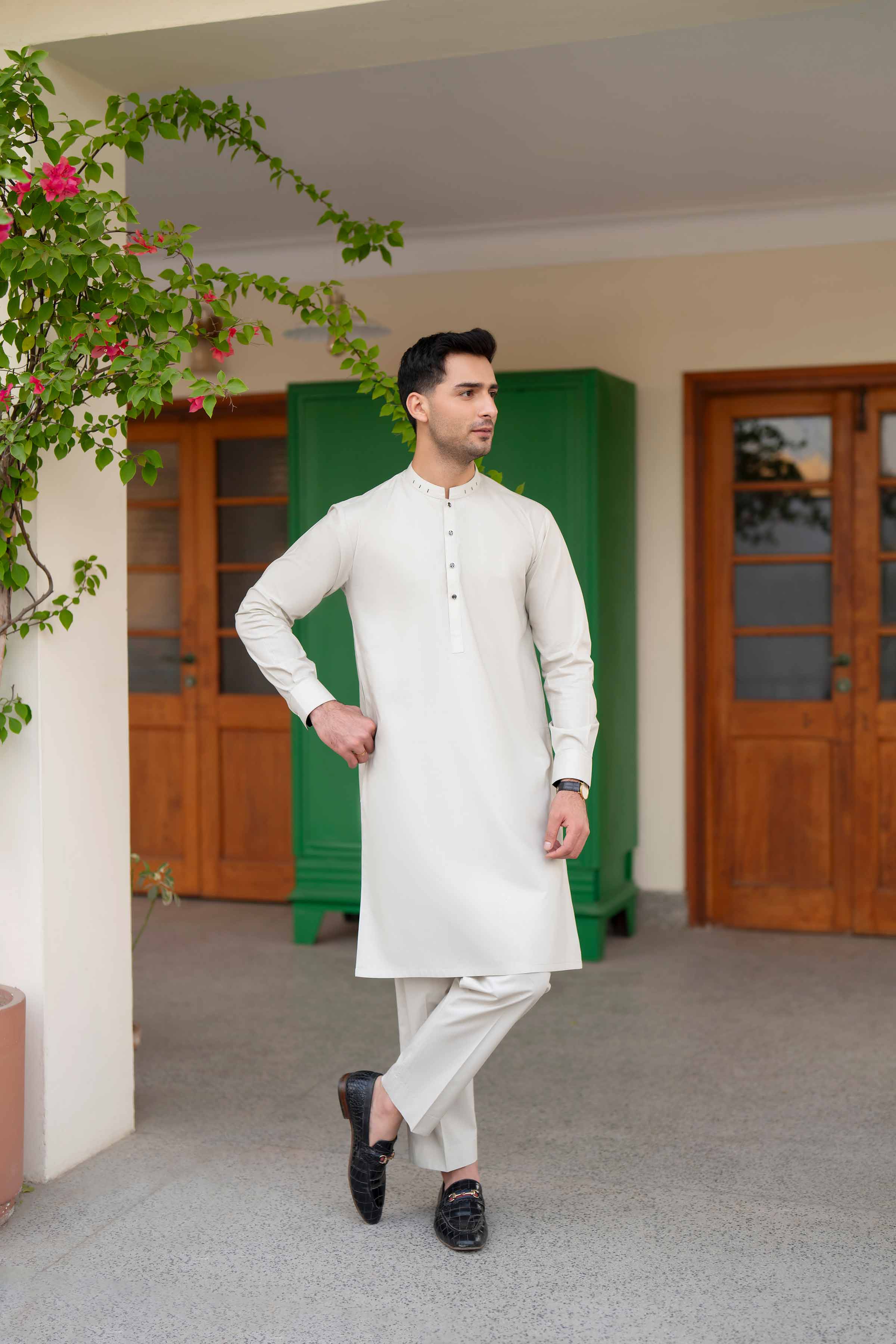 2 Piece - Naqsh Suit - 42608043