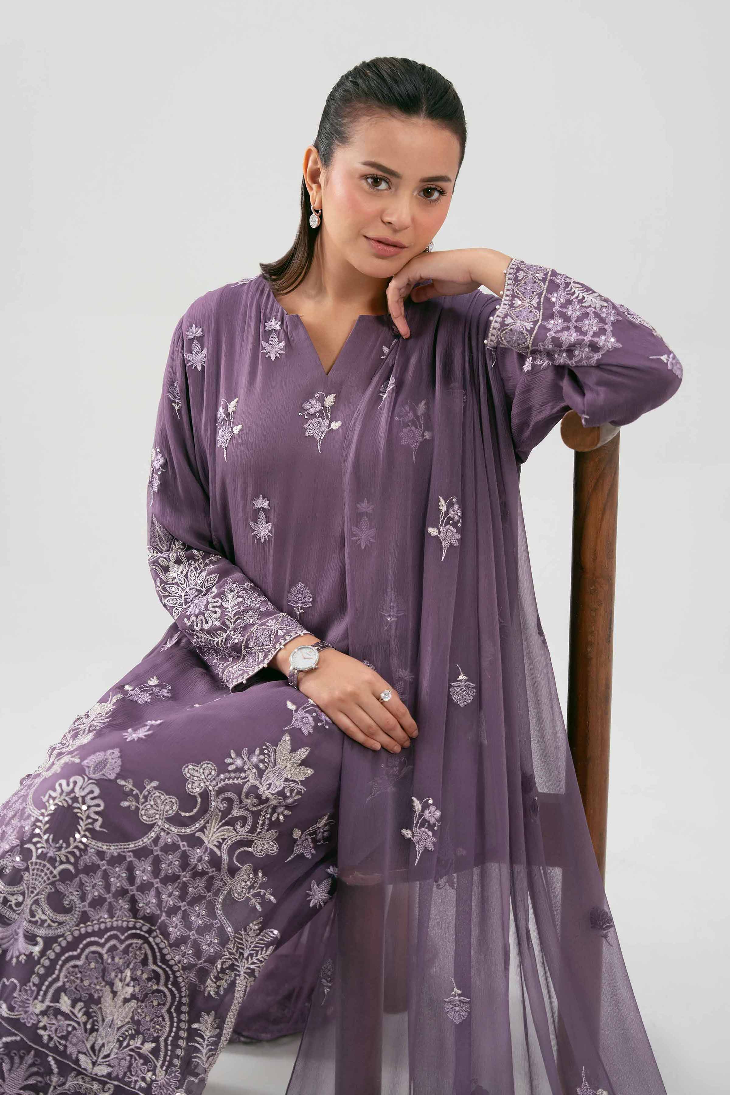 3 Piece - Embroidered Suit - 42619523