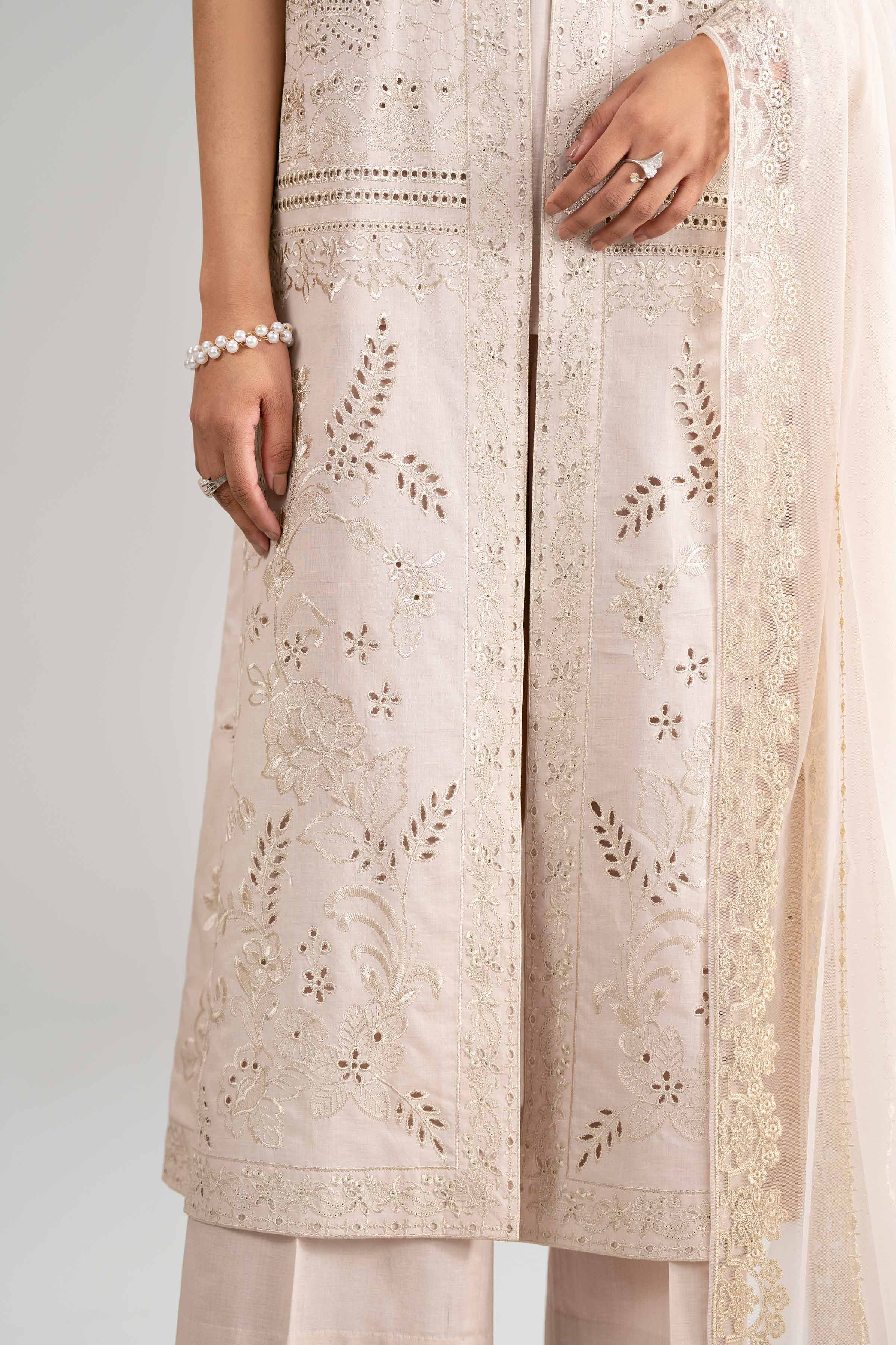3 Piece - Embroidered Suit - 42619530