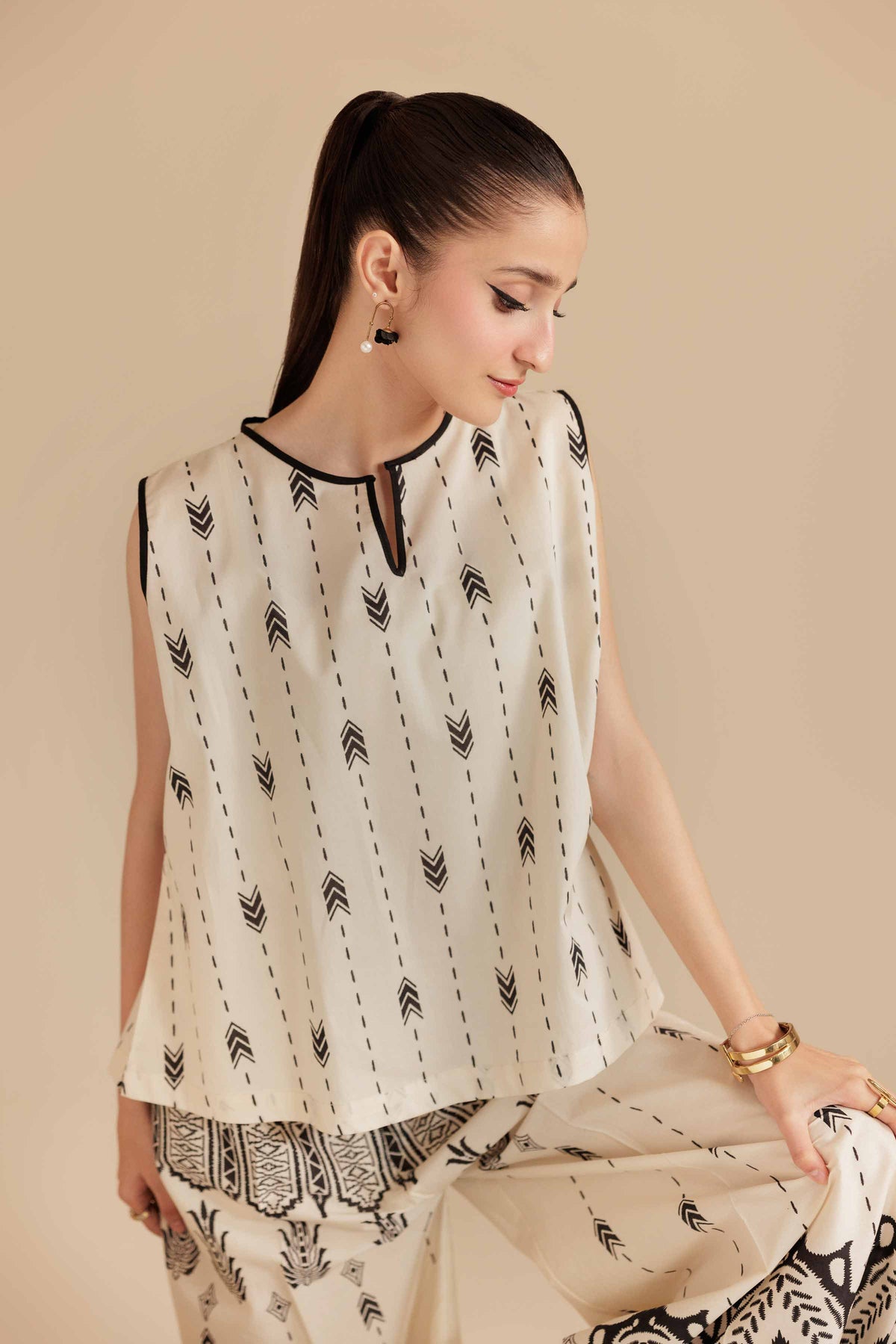 2 Piece - Printed Suit - AS25-120 for Women - Pret Collection | Nishat | Shop Online
