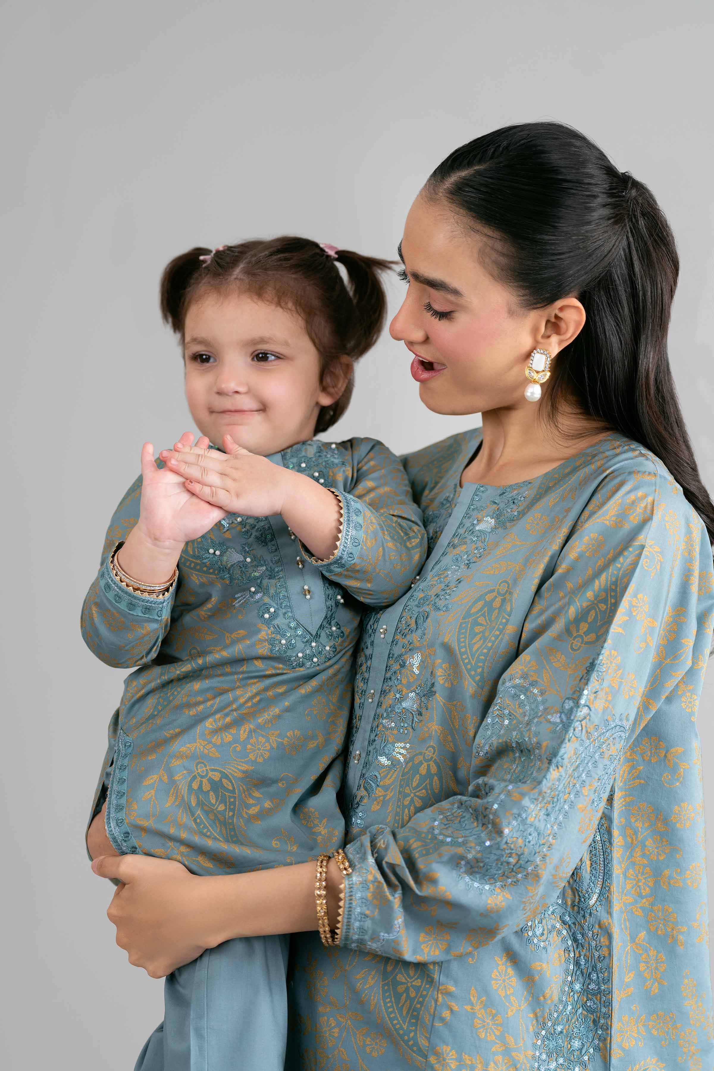 2 Piece - Printed Embroidered Suit - PMD26-05 D