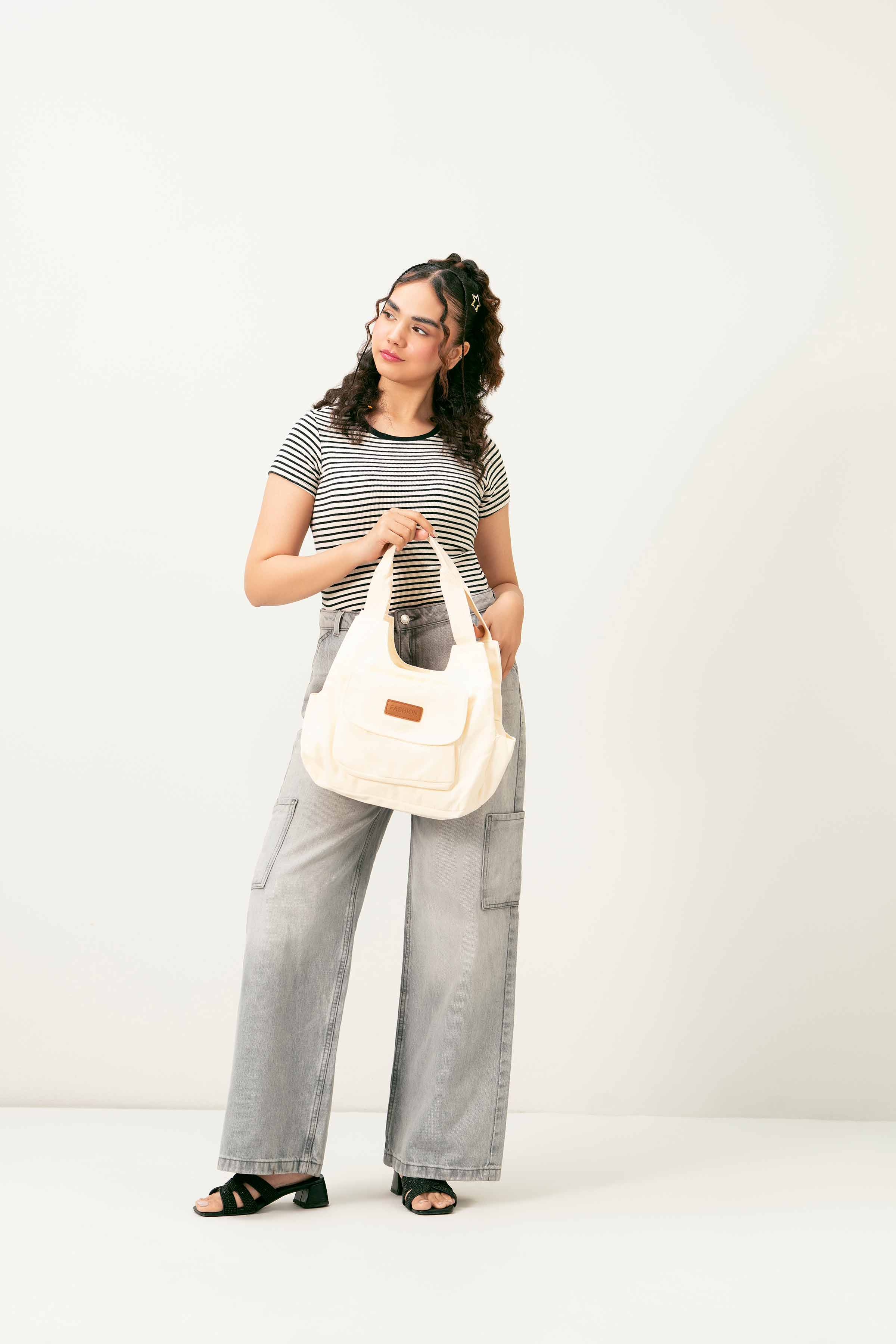 Off White Tote Bag-441062107 for Women - Fashion Collection | Nishat | Shop Online