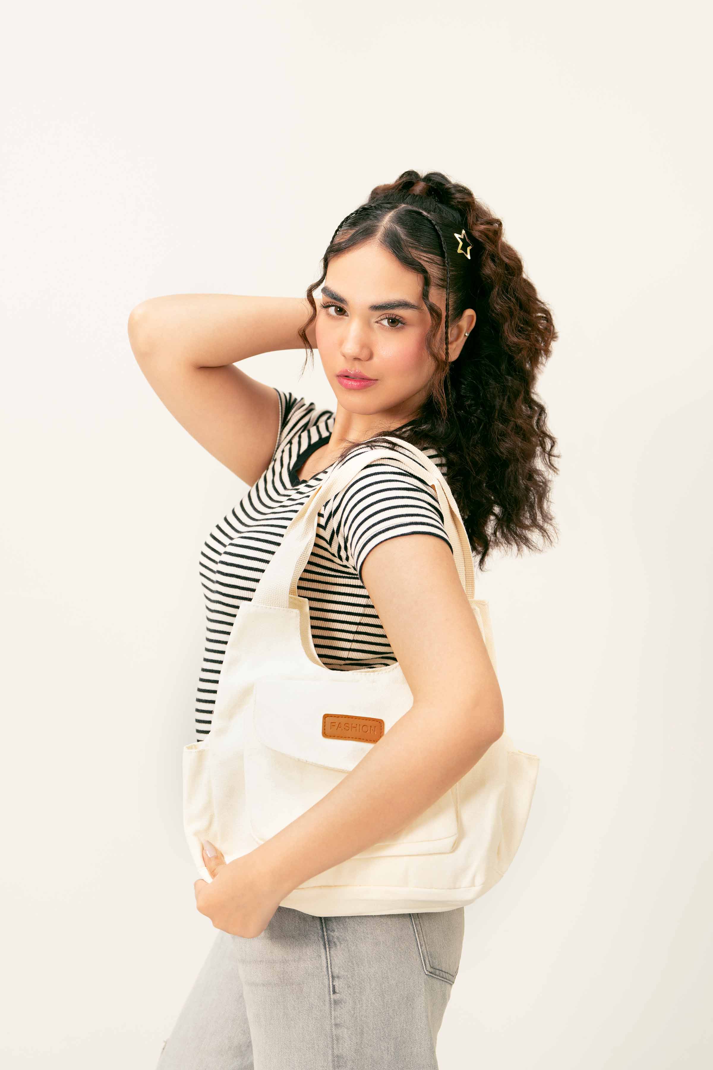 Off White Tote Bag-441062107 for Women - Fashion Collection | Nishat | Shop Online