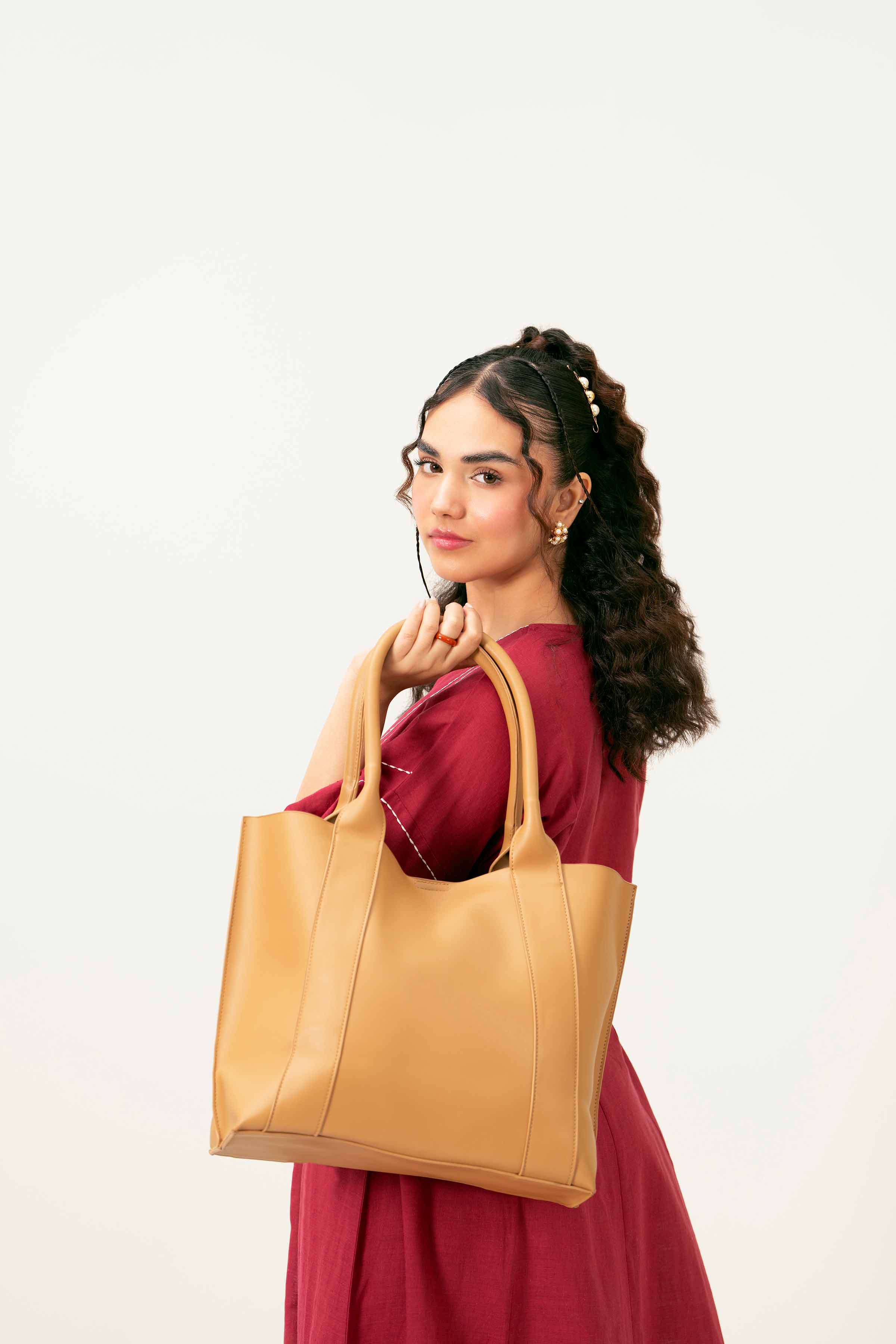 Camel Hand Bag-441212118 for Women - Fashion Collection | Nishat | Shop Online