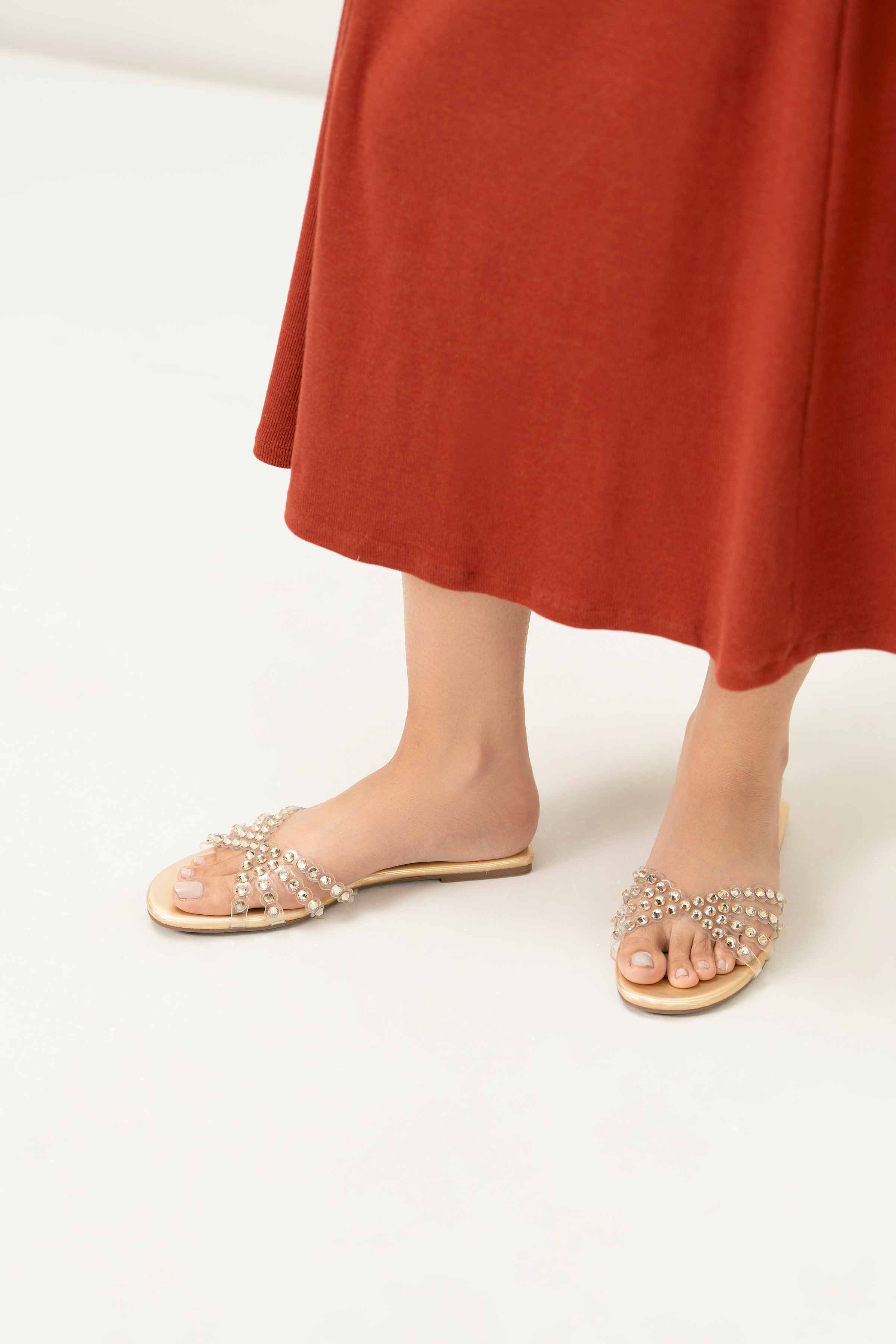 Gold Chappal-440612919 for Women - Fashion Collection | Nishat | Shop Online