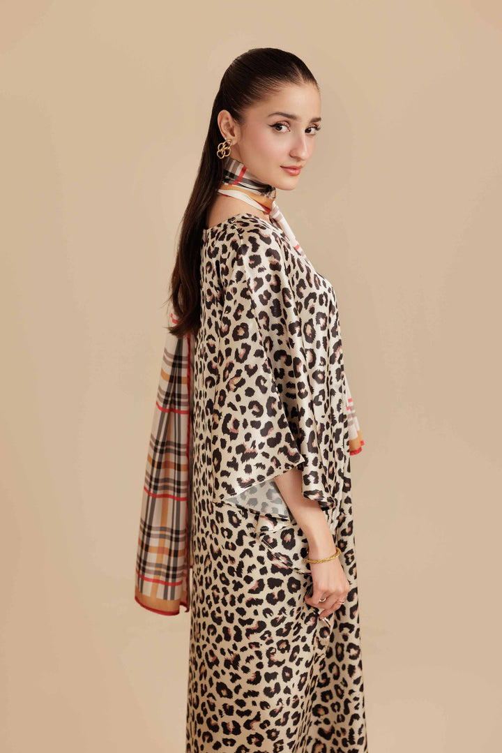 2 Piece - Printed Suit - FW25-04 for Women - Pret Collection | Nishat | Shop Online