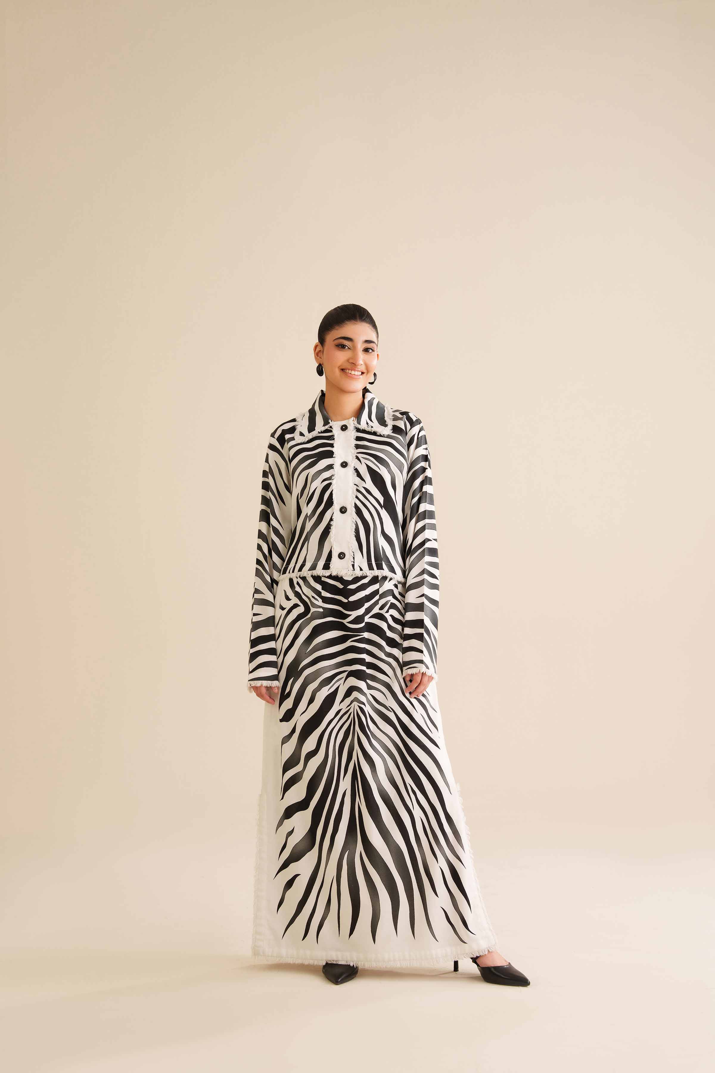 2 Piece - Printed Suit - FW25-13 for Women - Pret Collection | Nishat | Shop Online