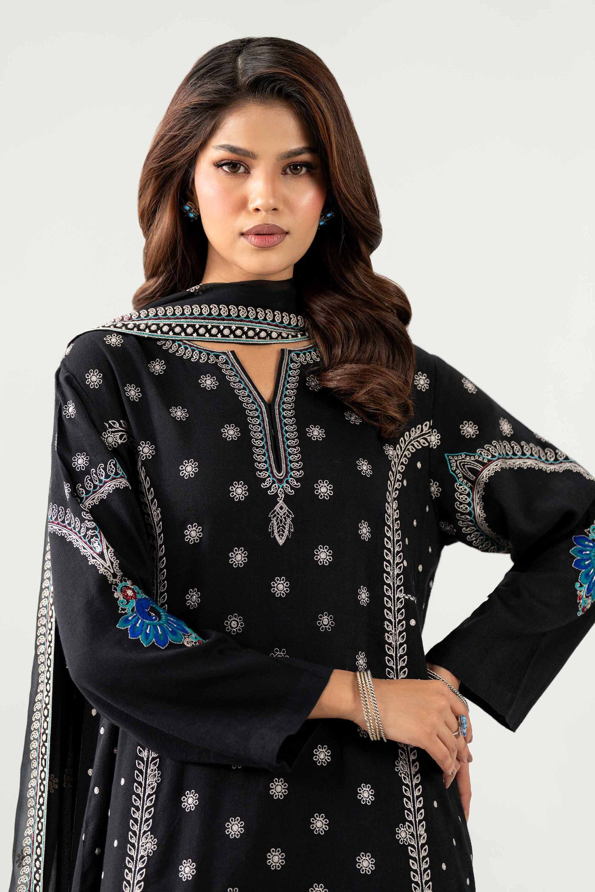 3 Piece - Embroidered Suit - KBS26-81