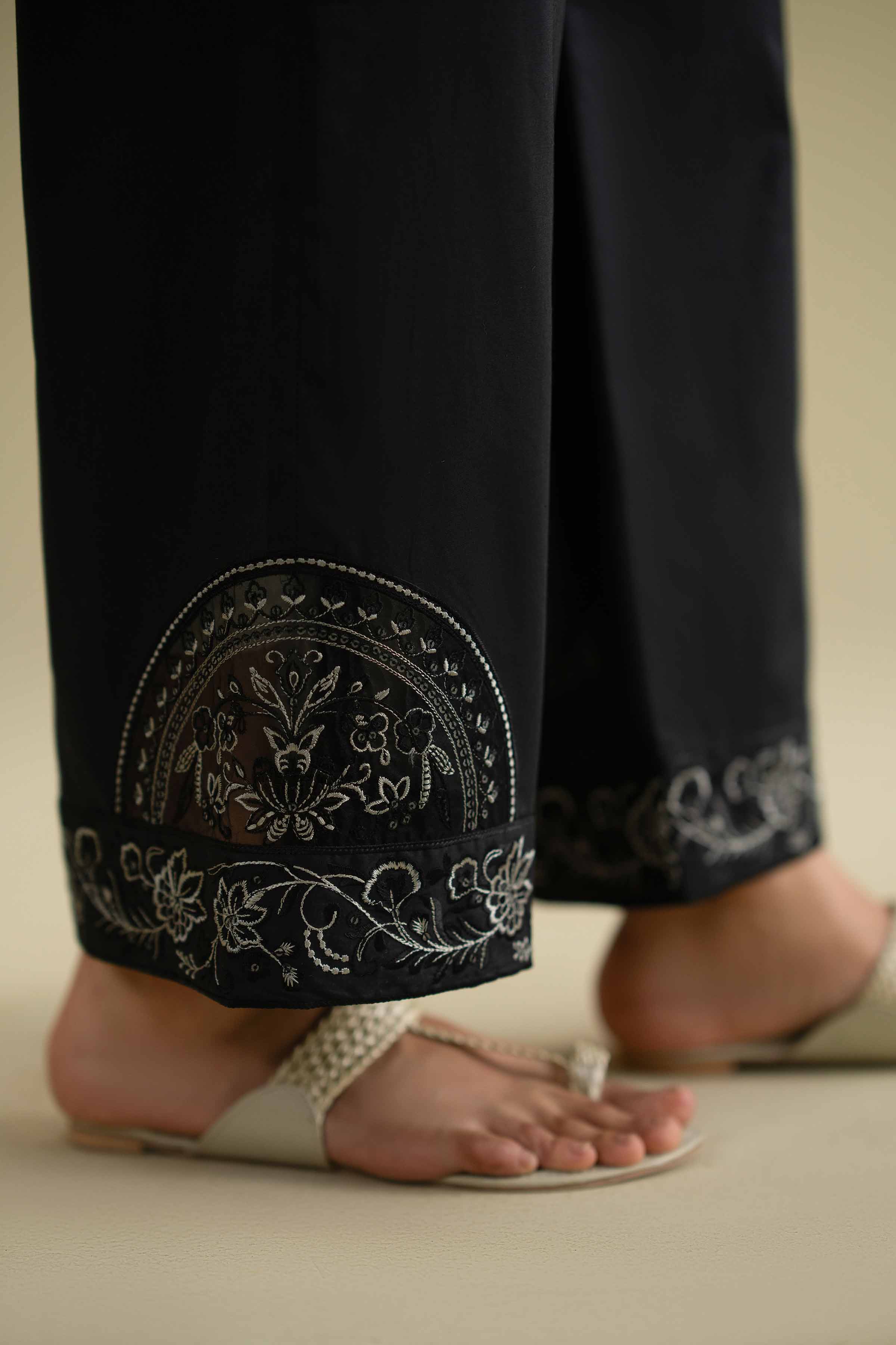 Embroidered Pants - KFE26-127 for Women - Pret Collection | Nishat | Shop Online