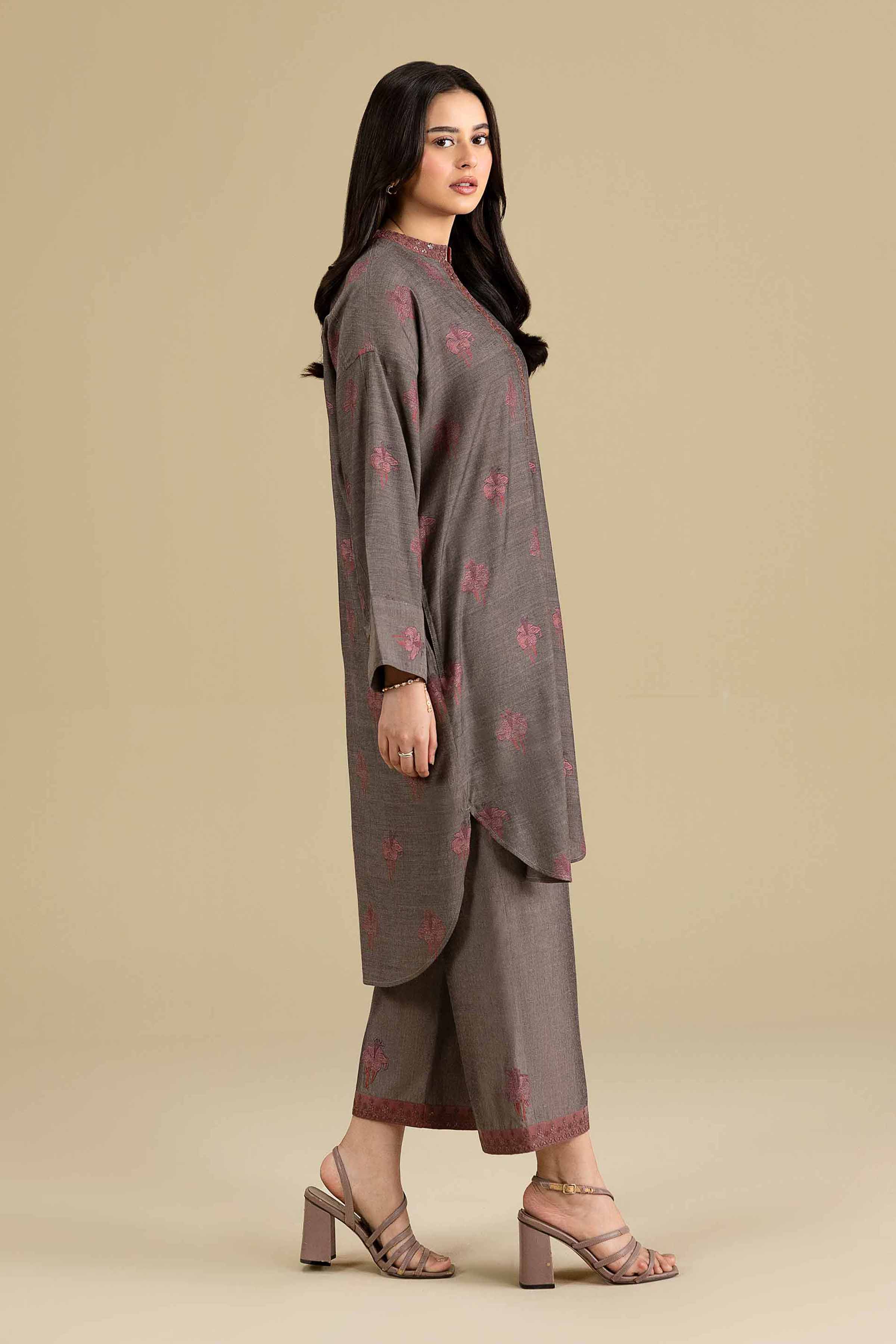 2 Piece - Embroidered Suit - KFE26-154