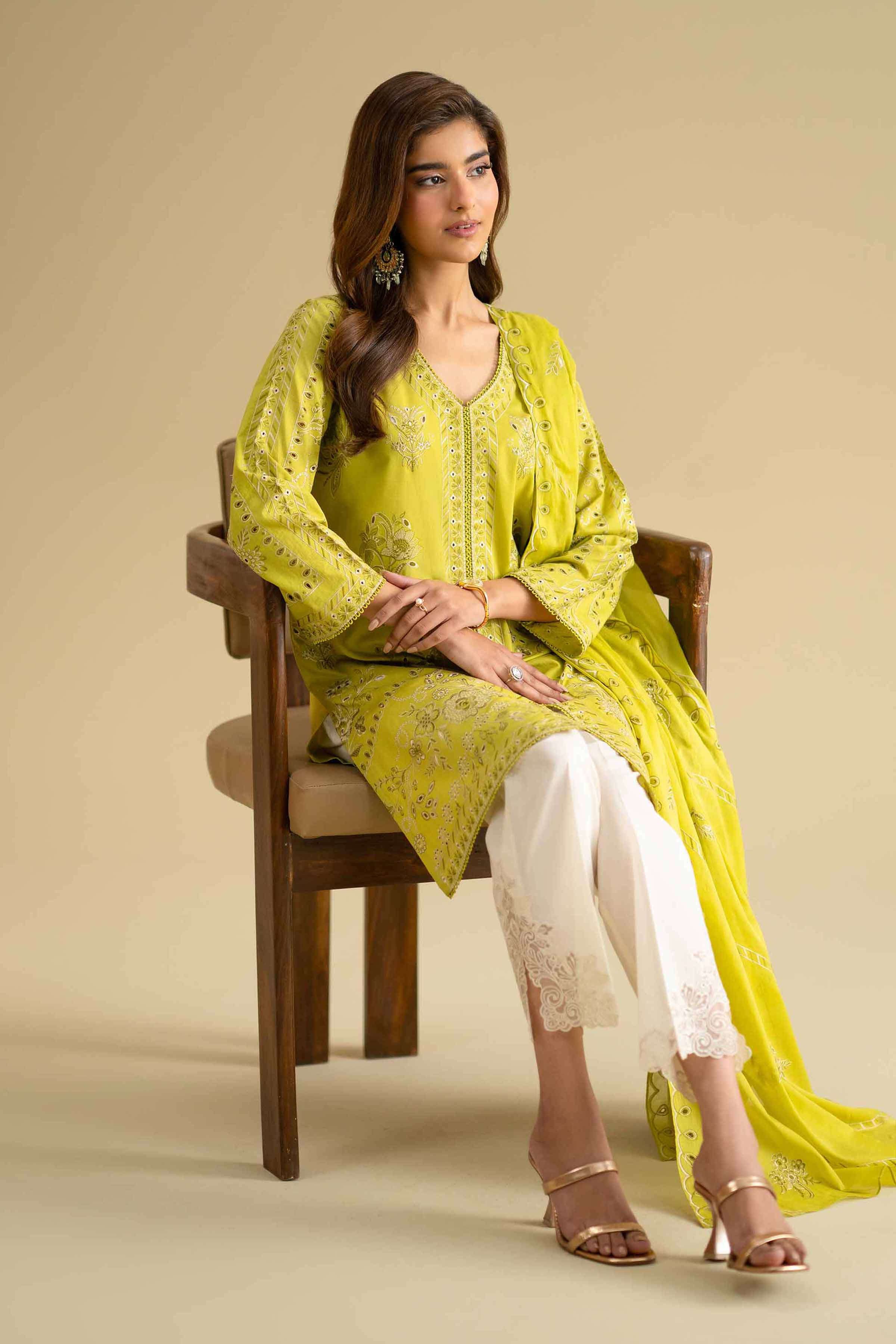 2 Piece - Embroidered Suit - KFE26-18 for Women - Pret Collection | Nishat | Shop Online