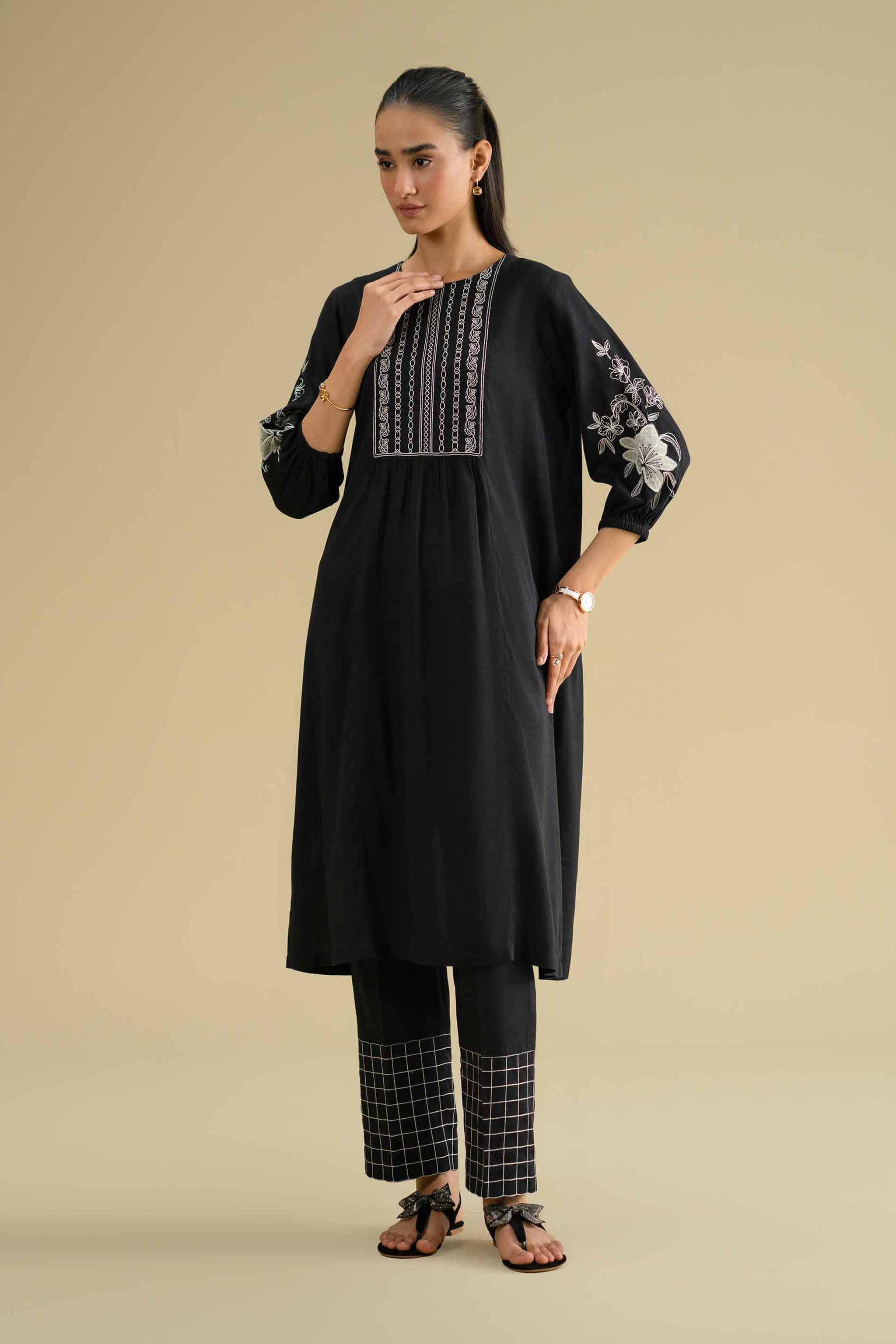 2 Piece - Embroidered Suit - KFE26-41