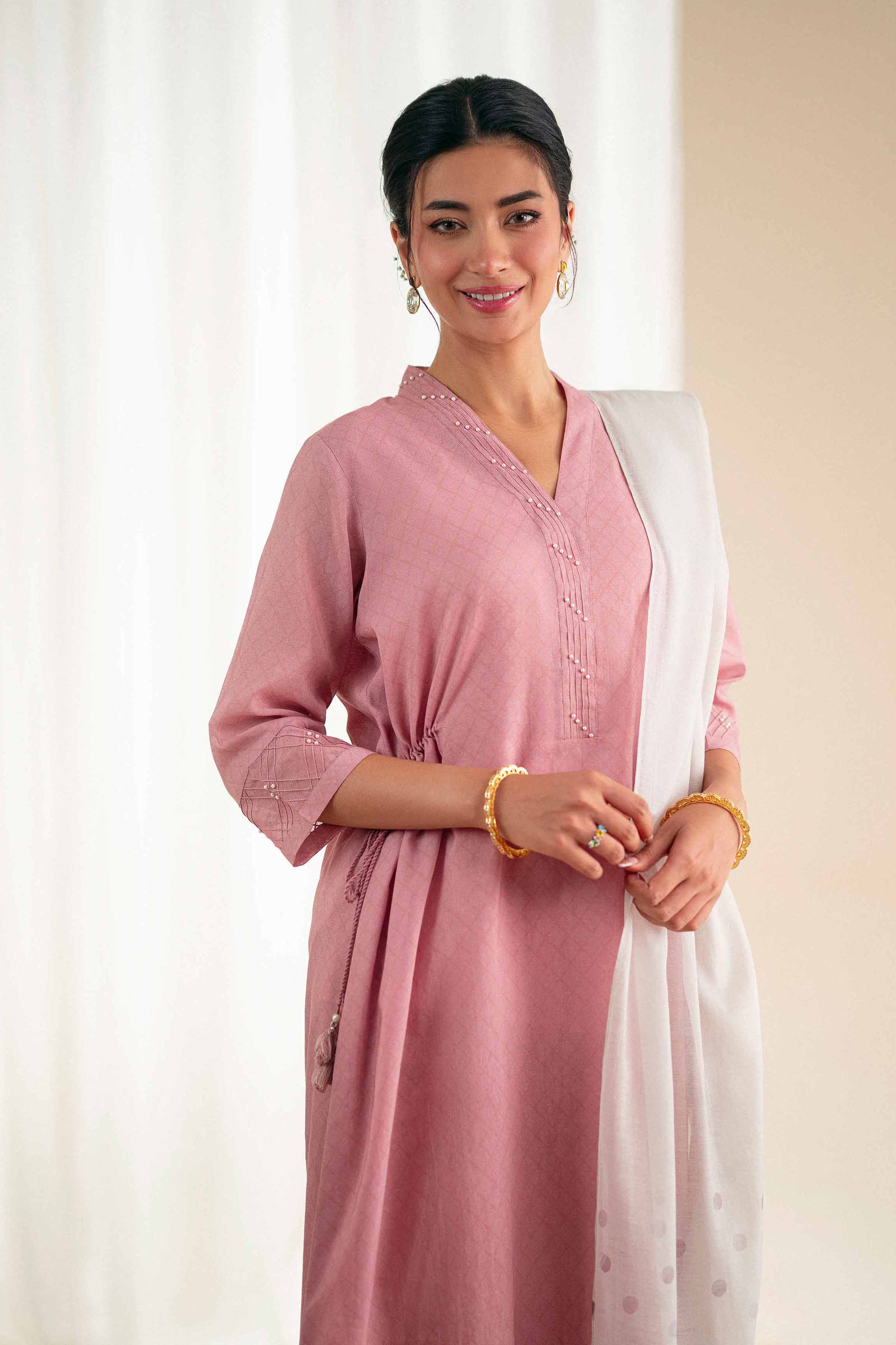 Luxury Pret Dresses Collection in Pakistan Luxury Pret Dresses Collection in Pakistan