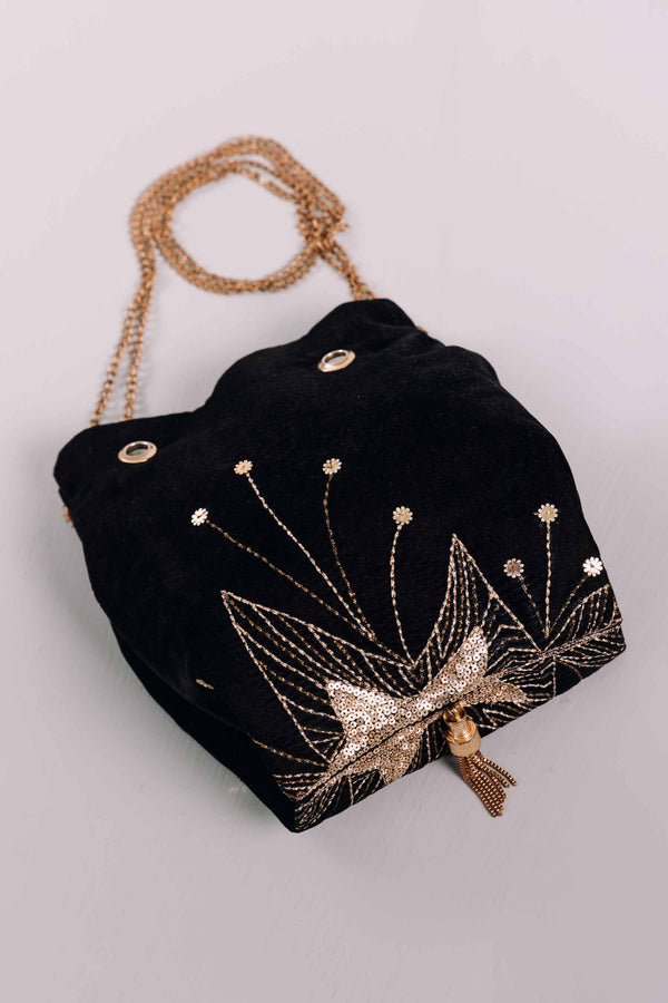 Embellished Velvet Black Pouch