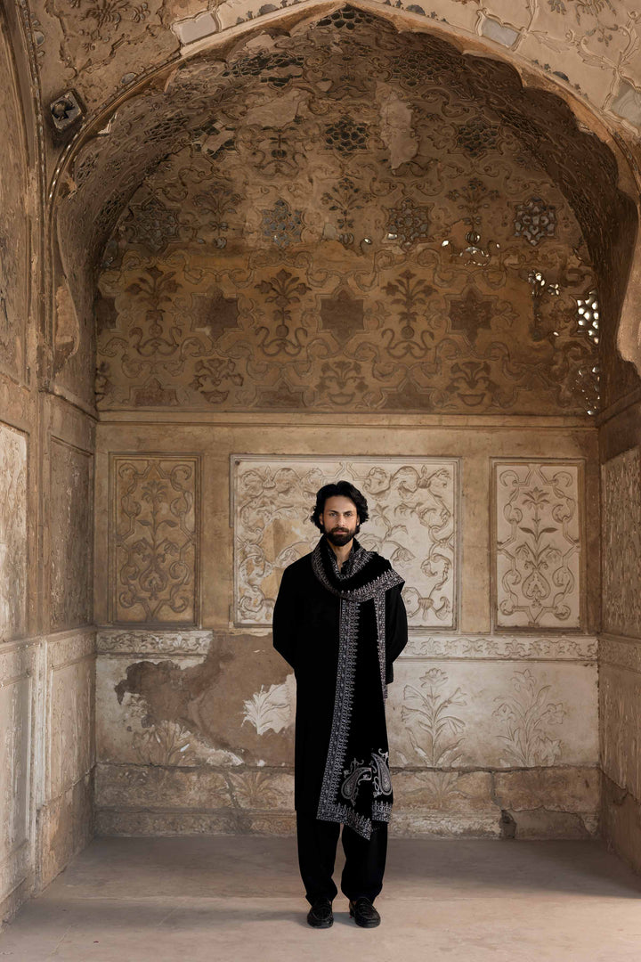 Embroidered Shawl - KNW25-10 for Men - Ready To Wear Collection | Nishat | Shop Online