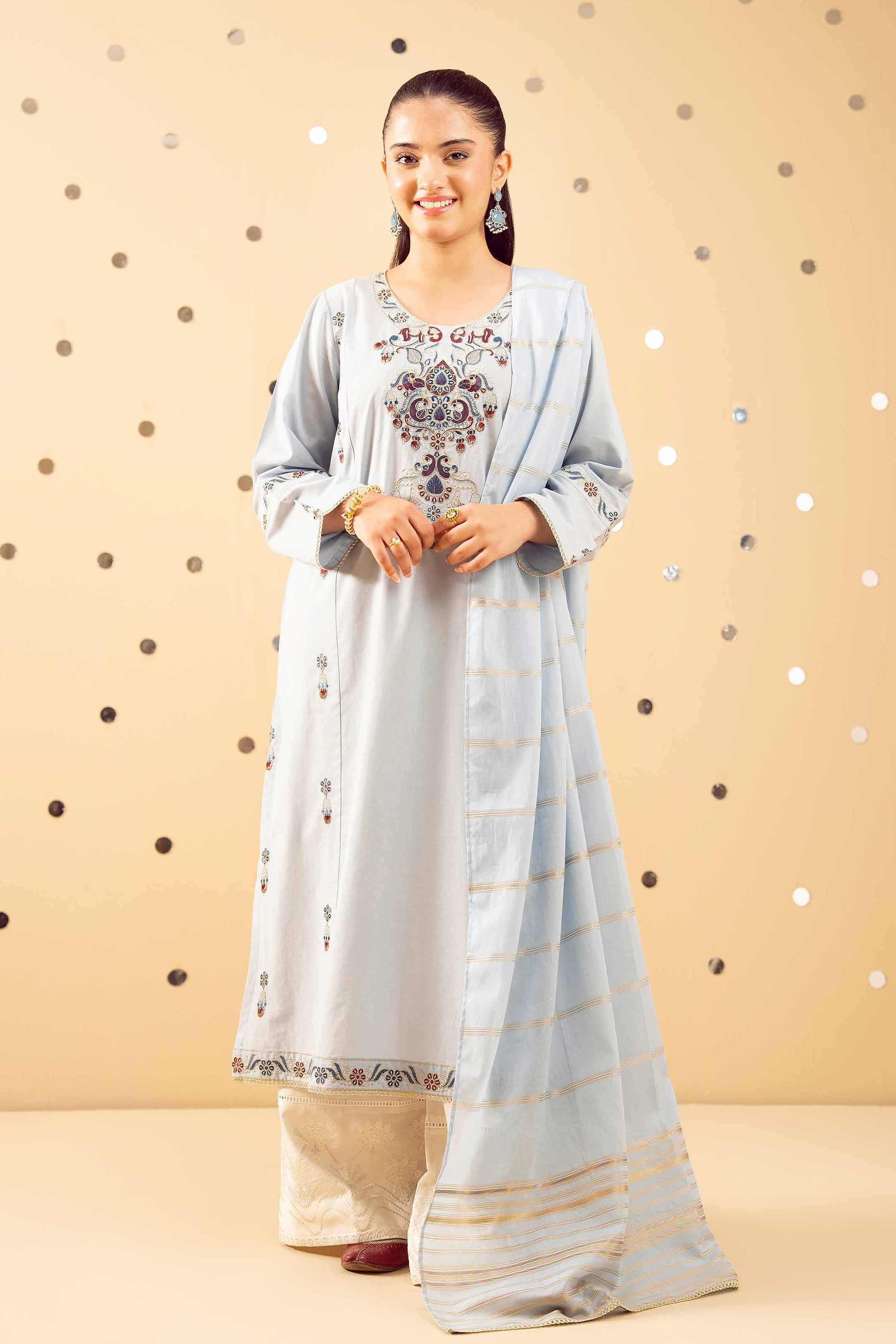Ready to Wear Dresses in Pakistan