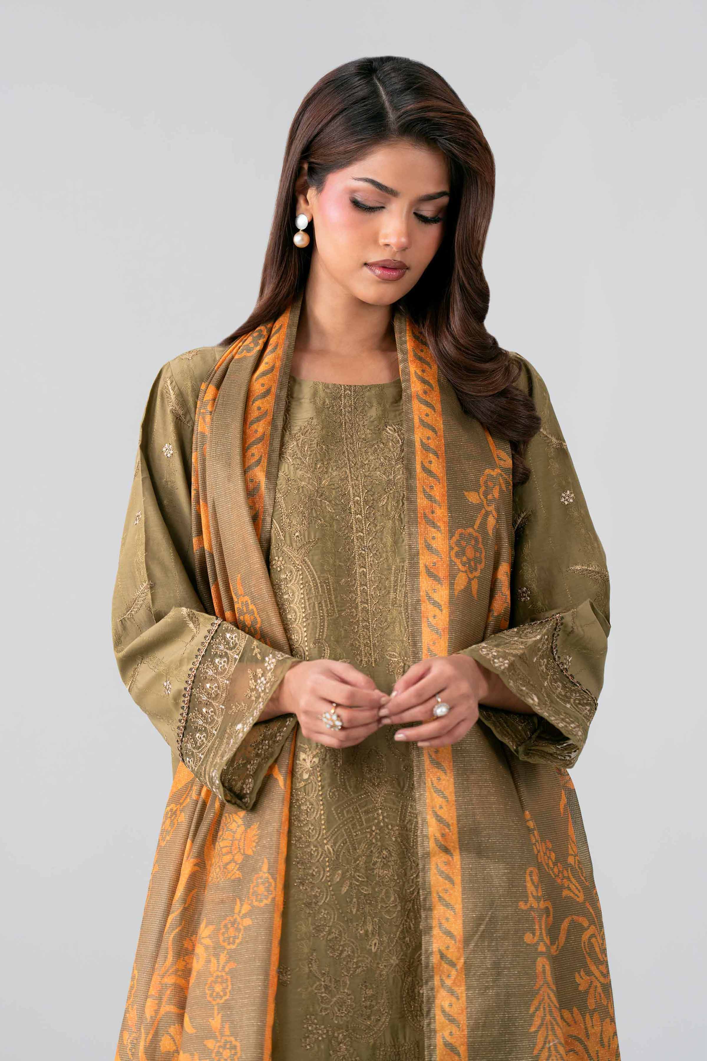 3 Piece - Embroidered Suit - PE26-120