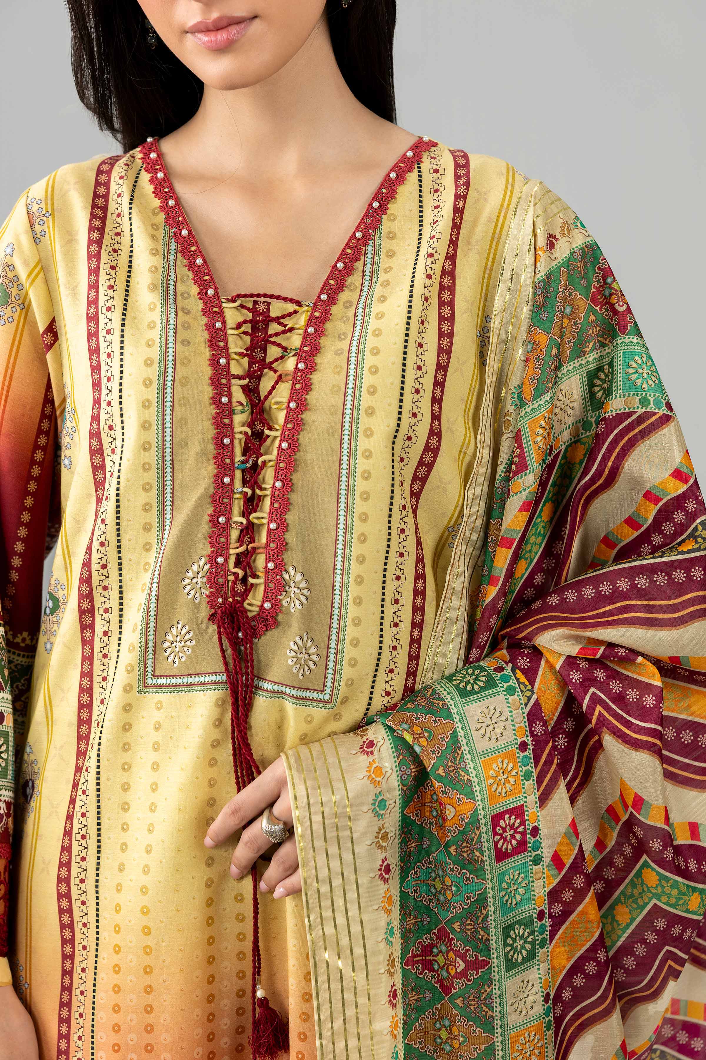 2 Piece - Embroidered Suit - PE26-134