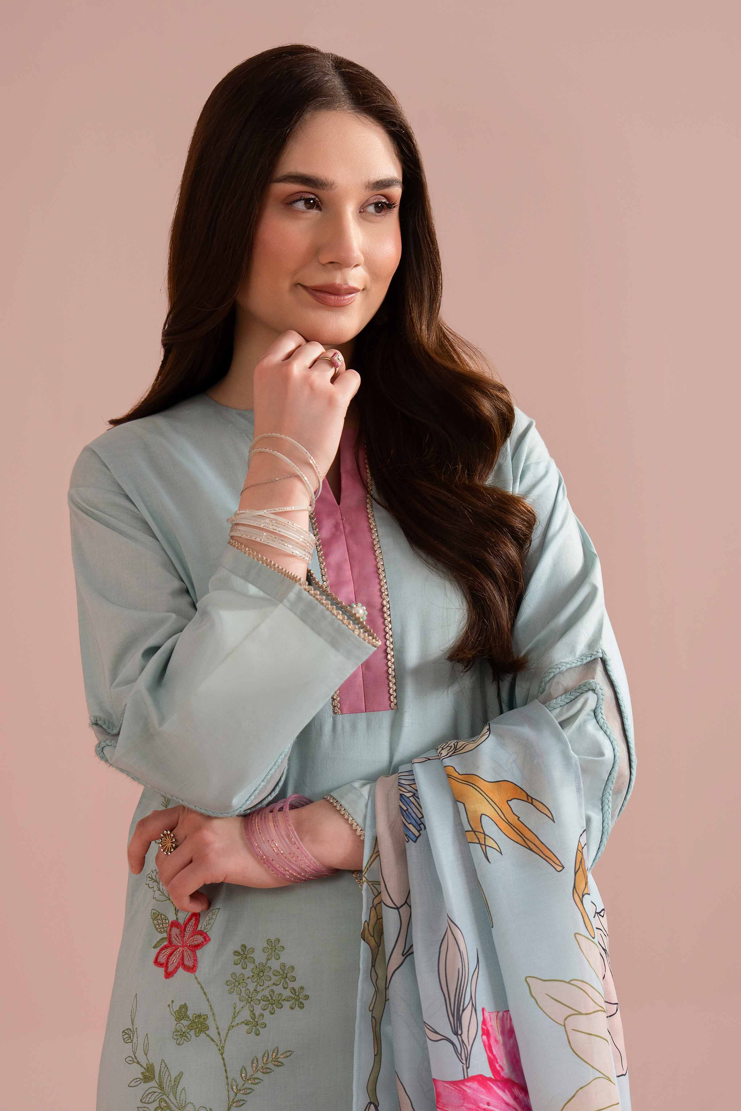 2 Piece - Embroidered Suit - PE26-140