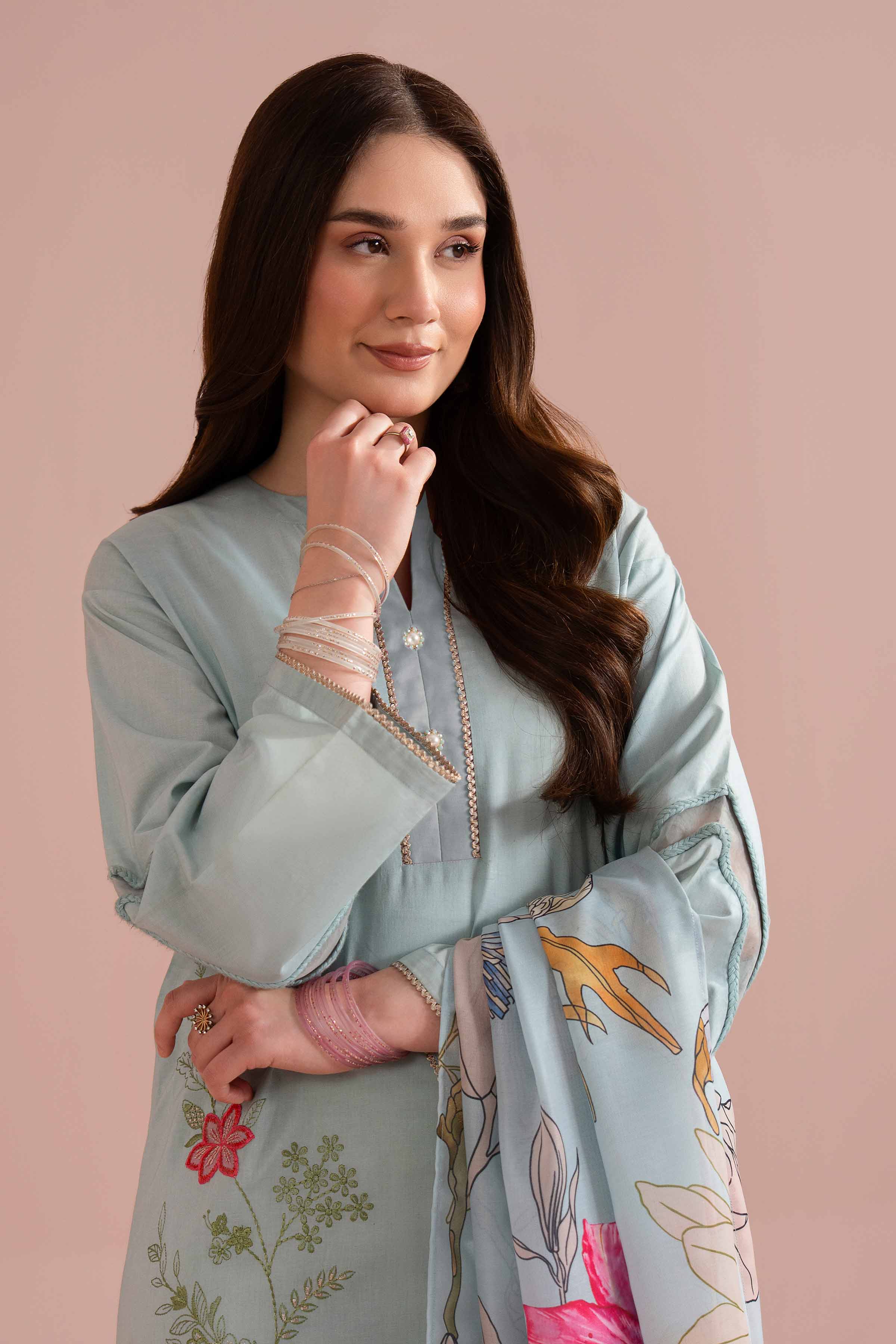 2 Piece - Embroidered Suit - PE26-140