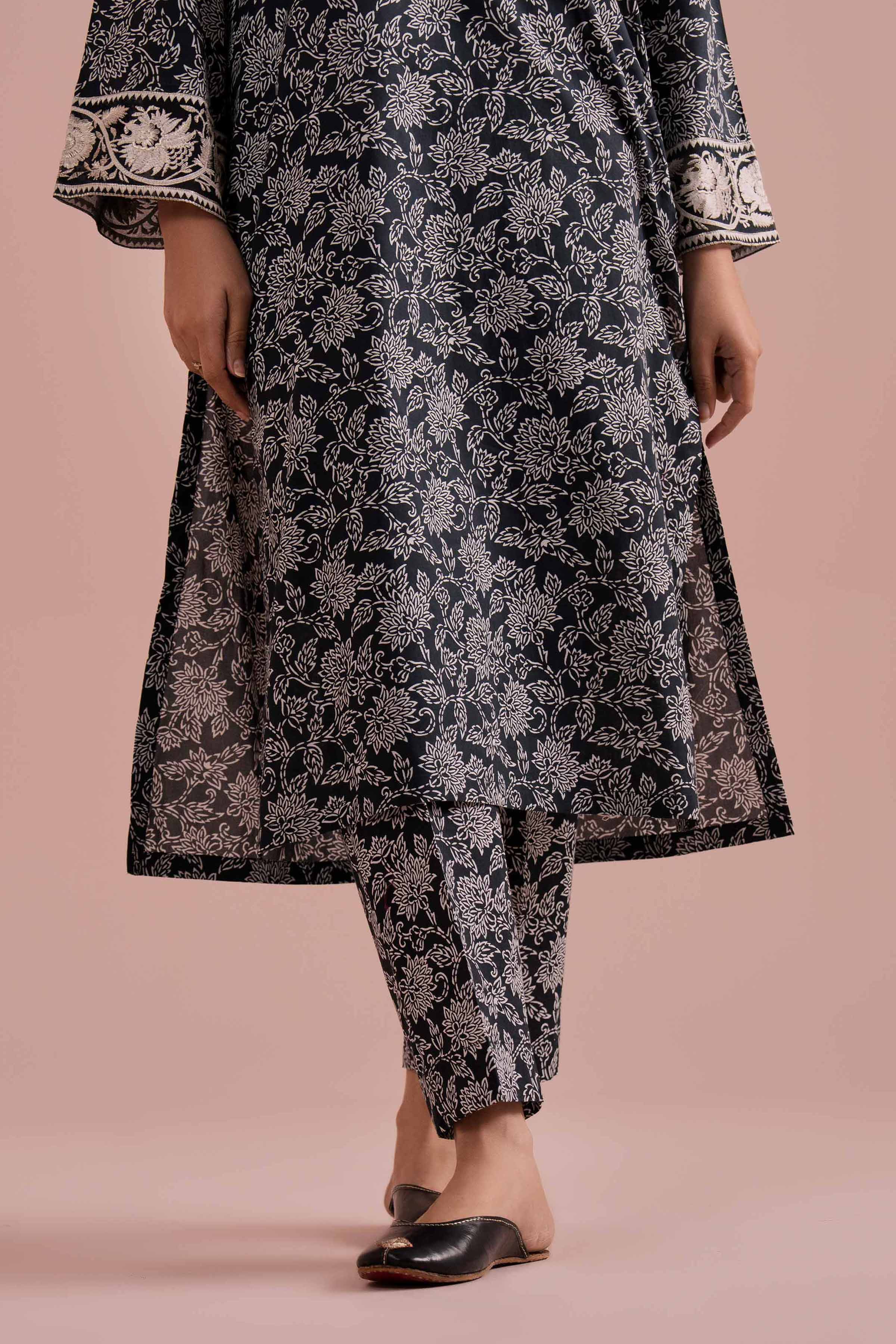 2 Piece - Printed Embroidered Suit - PE26-198 for Women - Pret Collection | Nishat | Shop Online