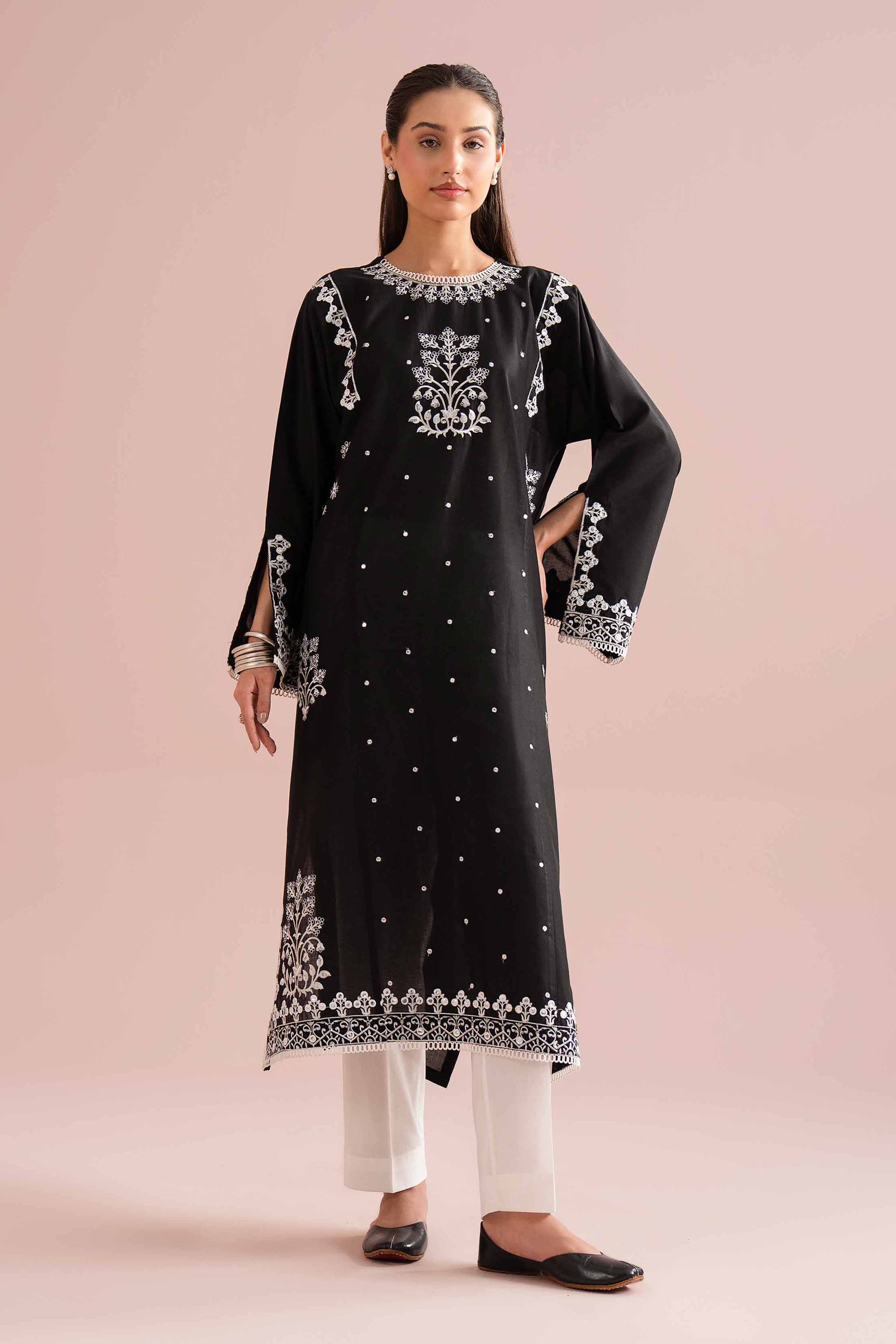 2 Piece - Embroidered Suit - PE26-238