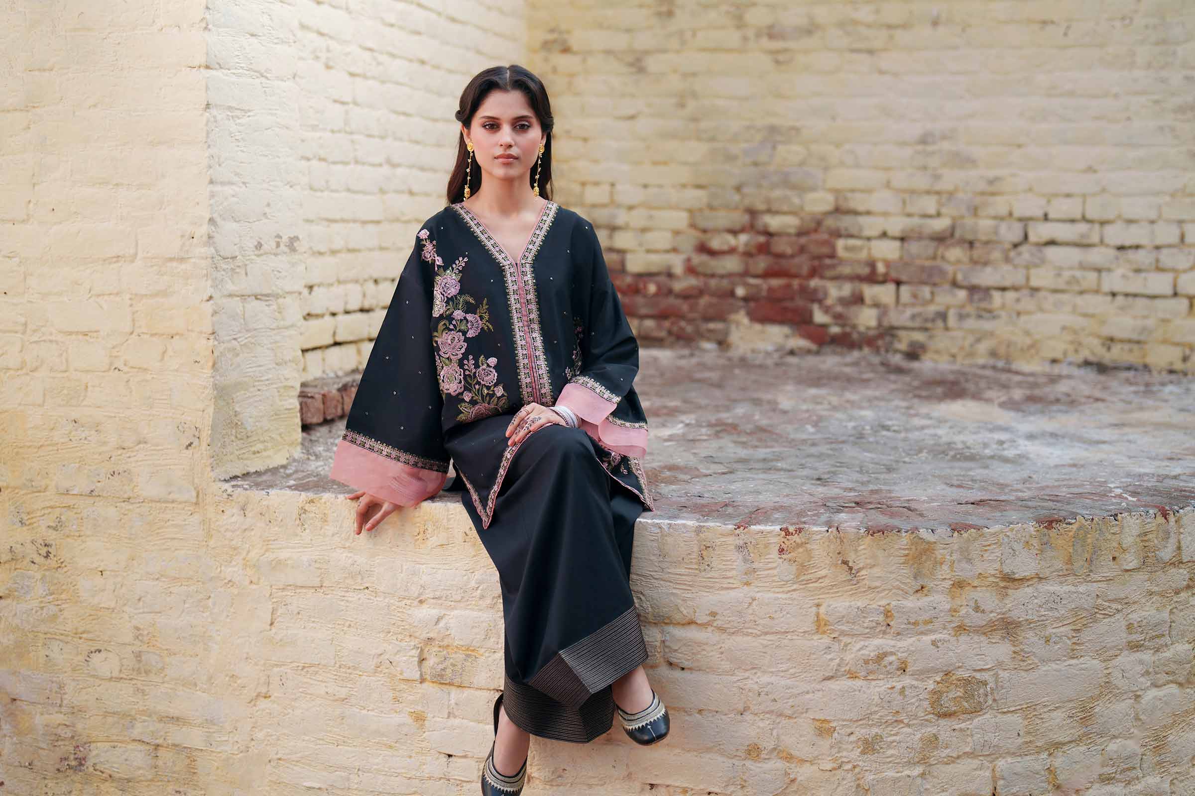 2 Piece - Embroidered Suit - PE26-249 for Women - Pret Collection | Nishat | Shop Online