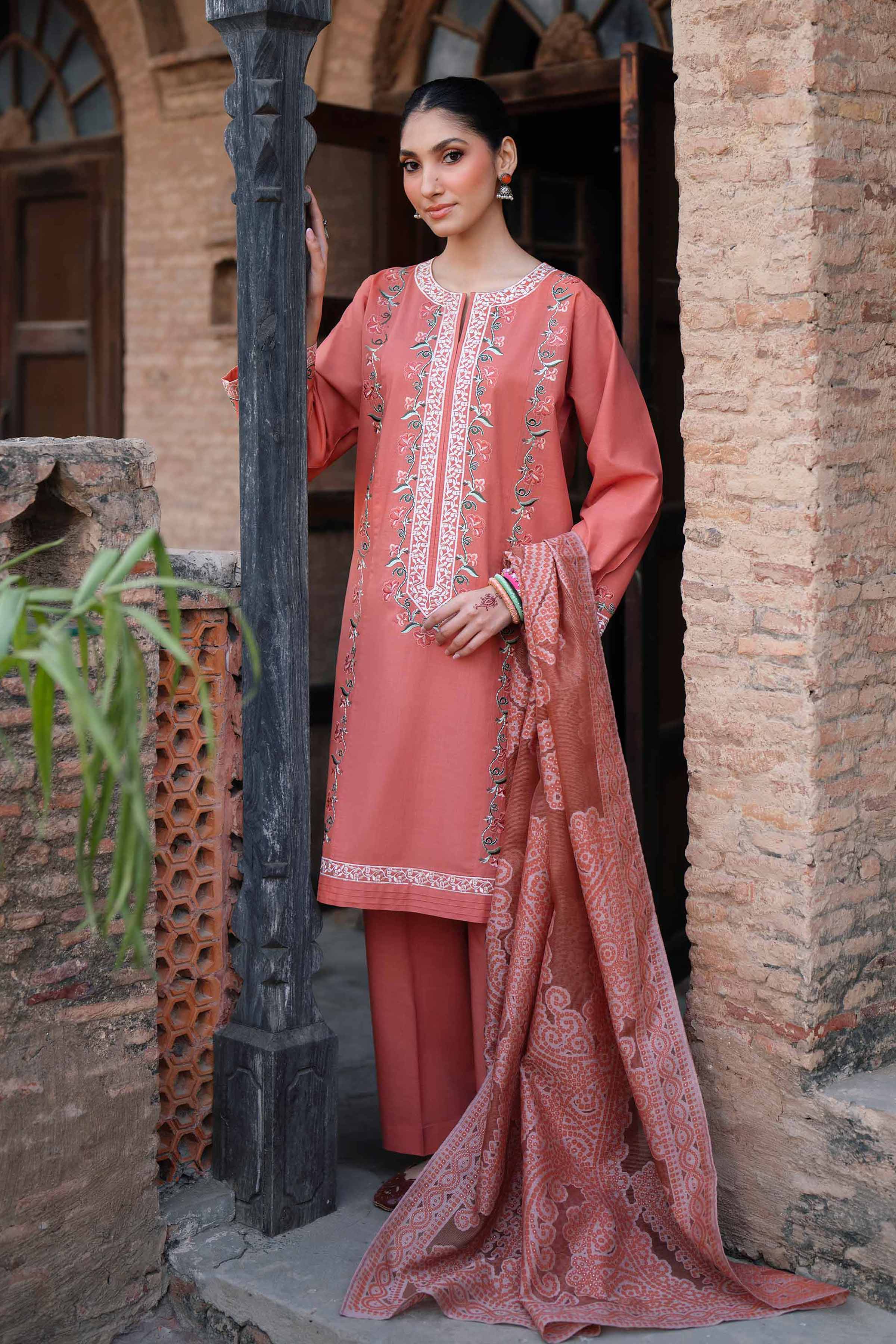 3 Piece - Embroidered Suit - PE26-317