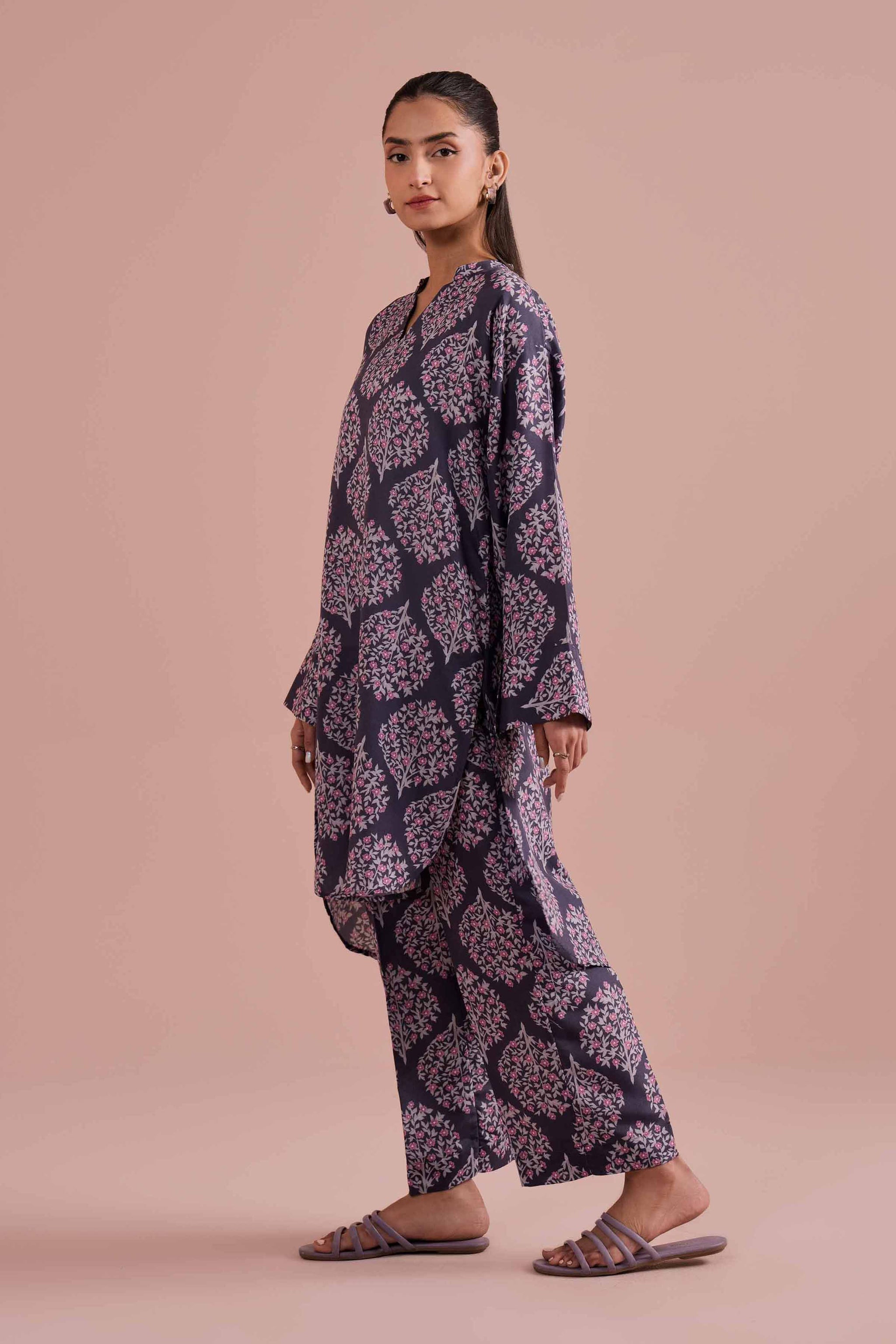 2 Piece - Printed Suit - PE26-343