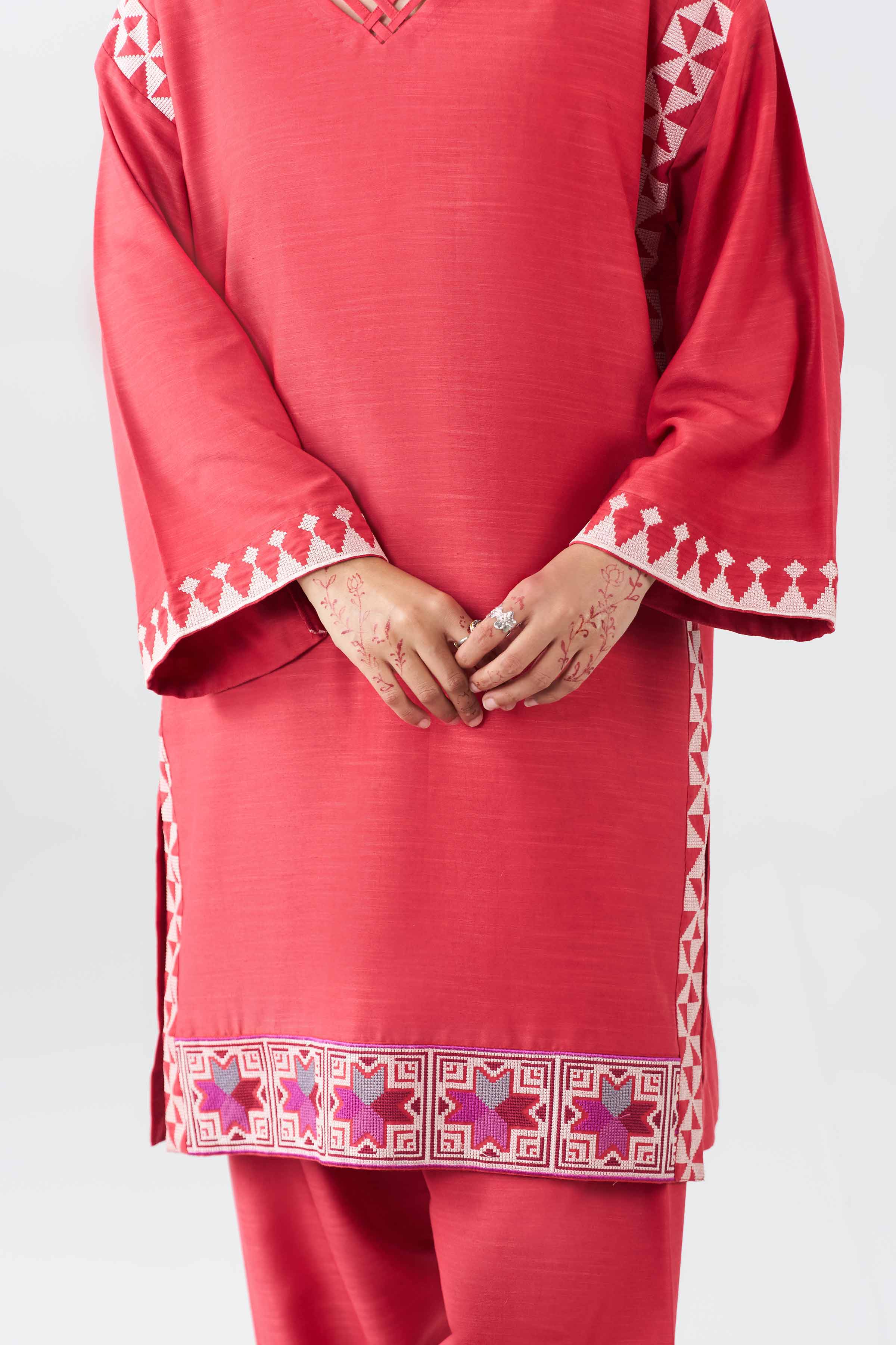 2 Piece - Embroidered Suit - PE26-393