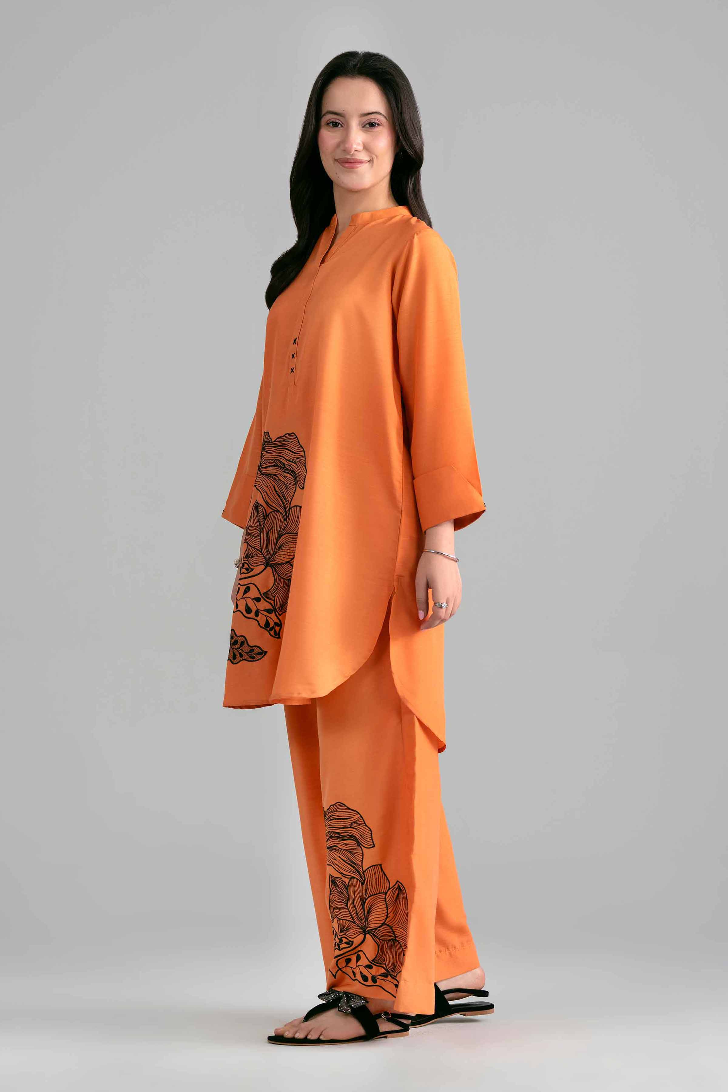 2 Piece - Embroidered Suit - PE26-394