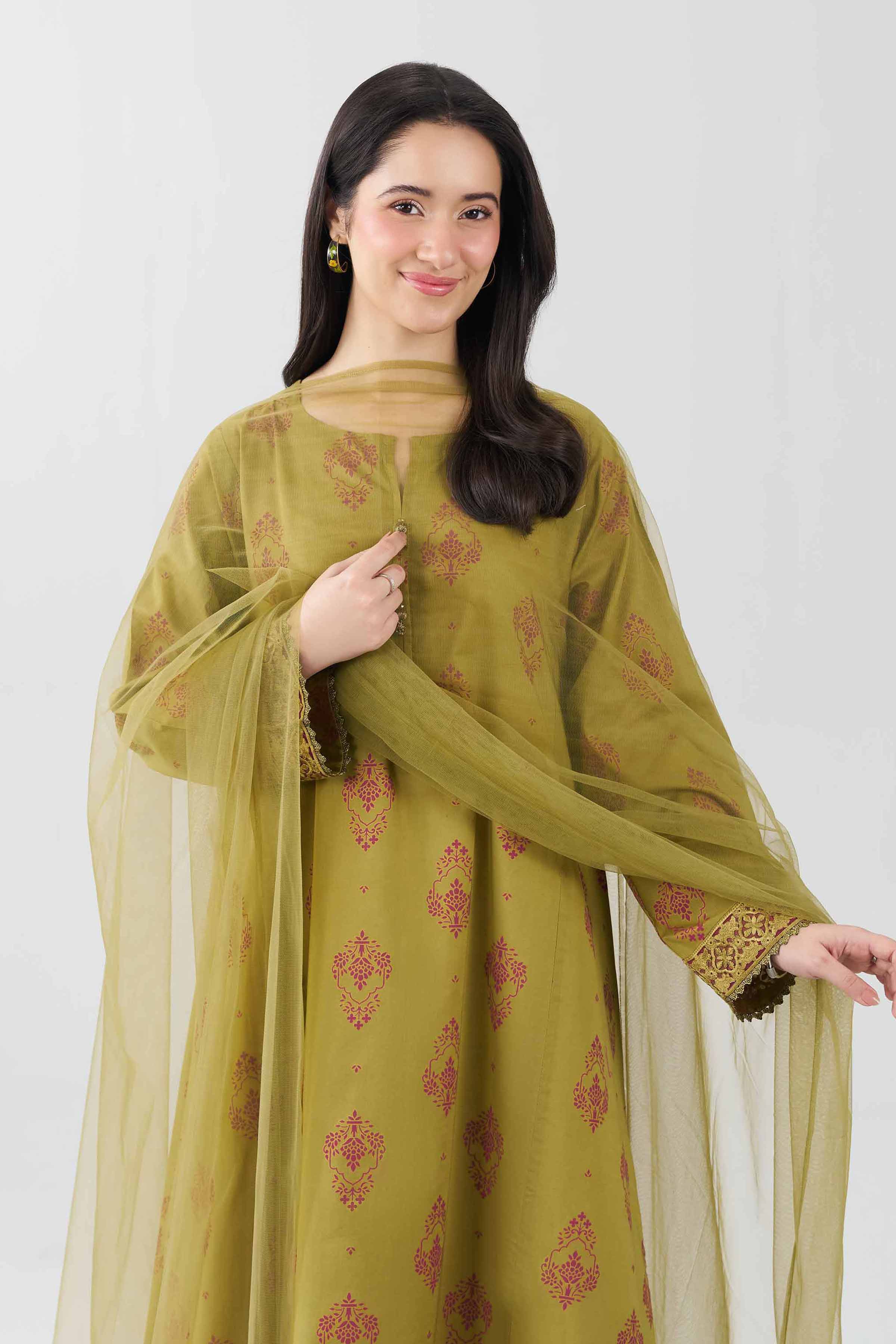 2 Piece - Embroidered Suit - PE26-439