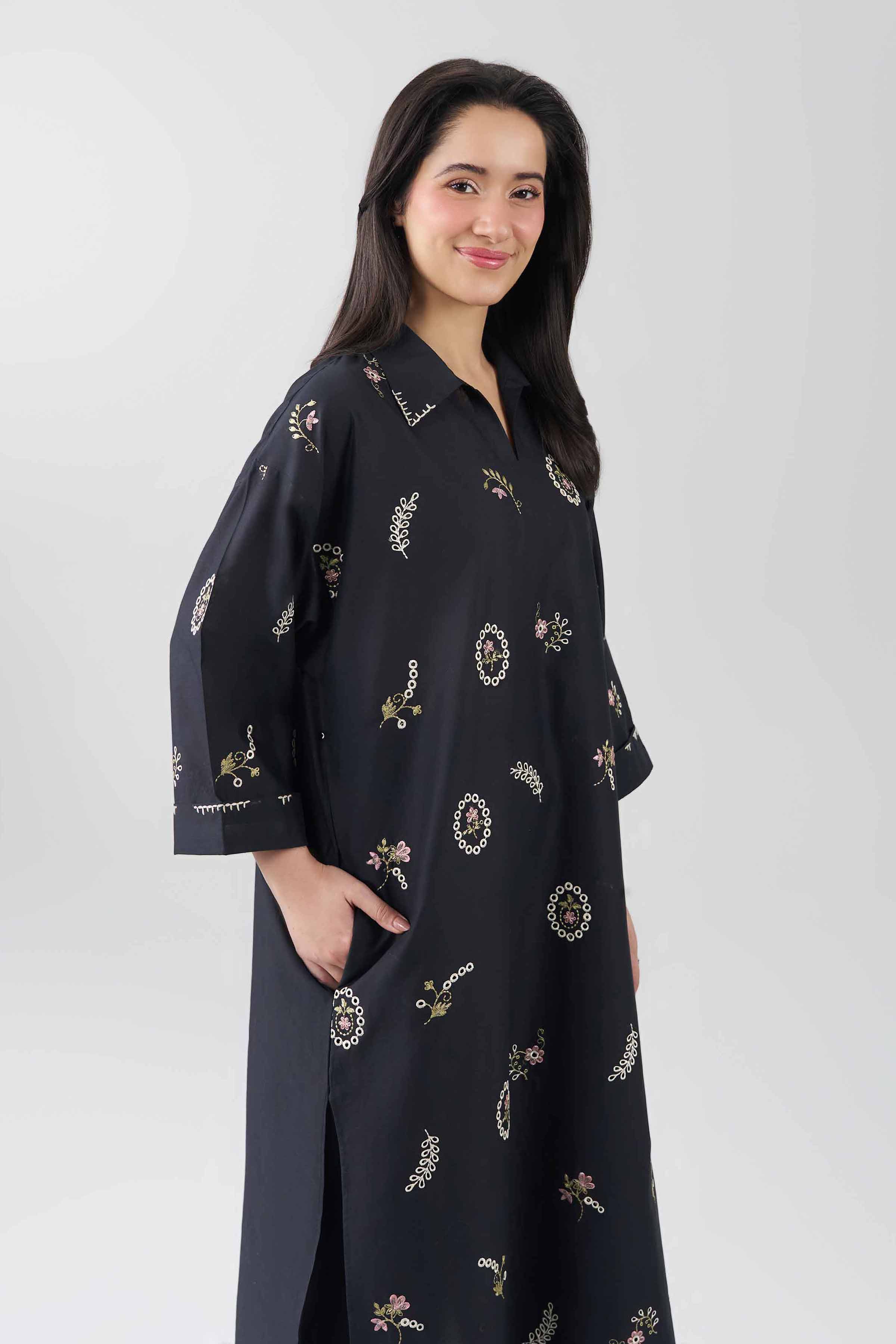 2 Piece - Embroidered Suit - PE26-454