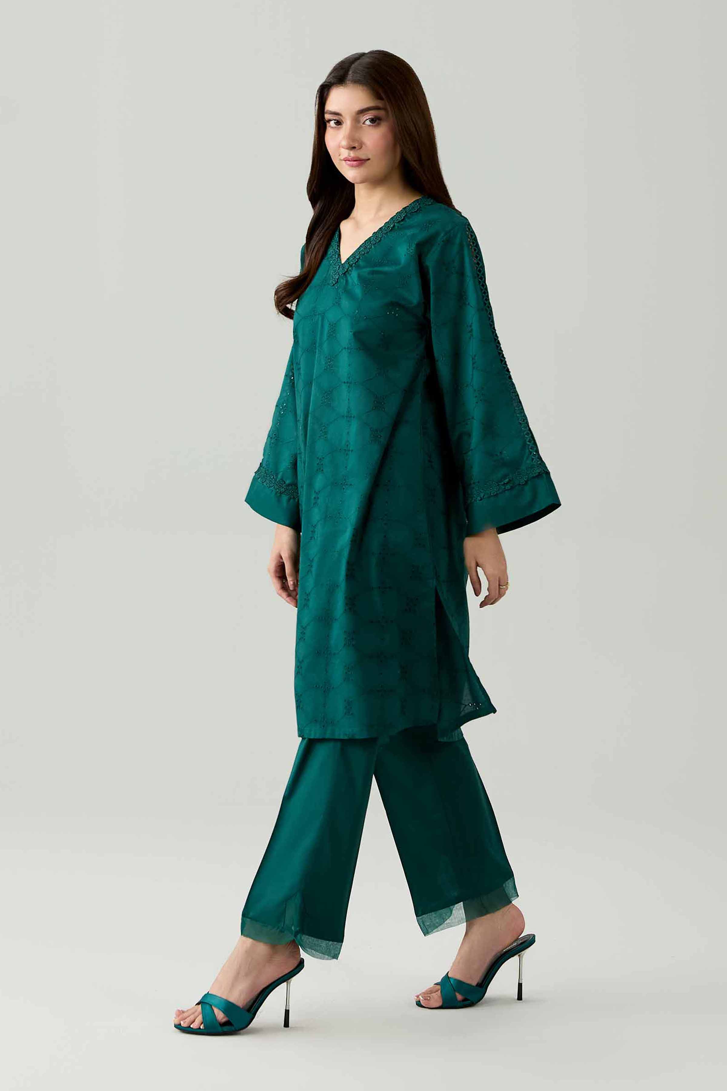 2 Piece - Embroidered Suit - PE26-470