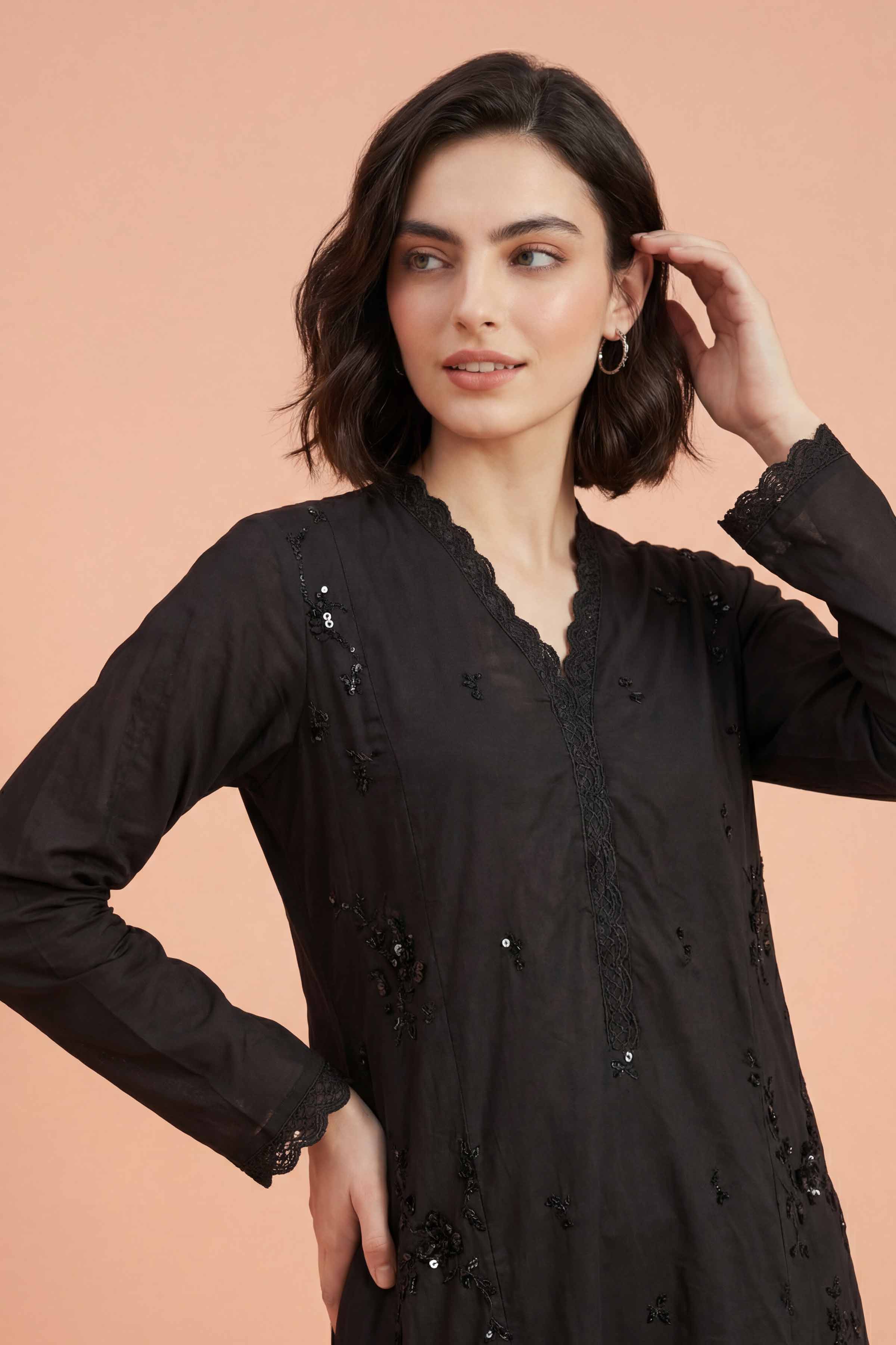 Embroidered Dress - PE26-95