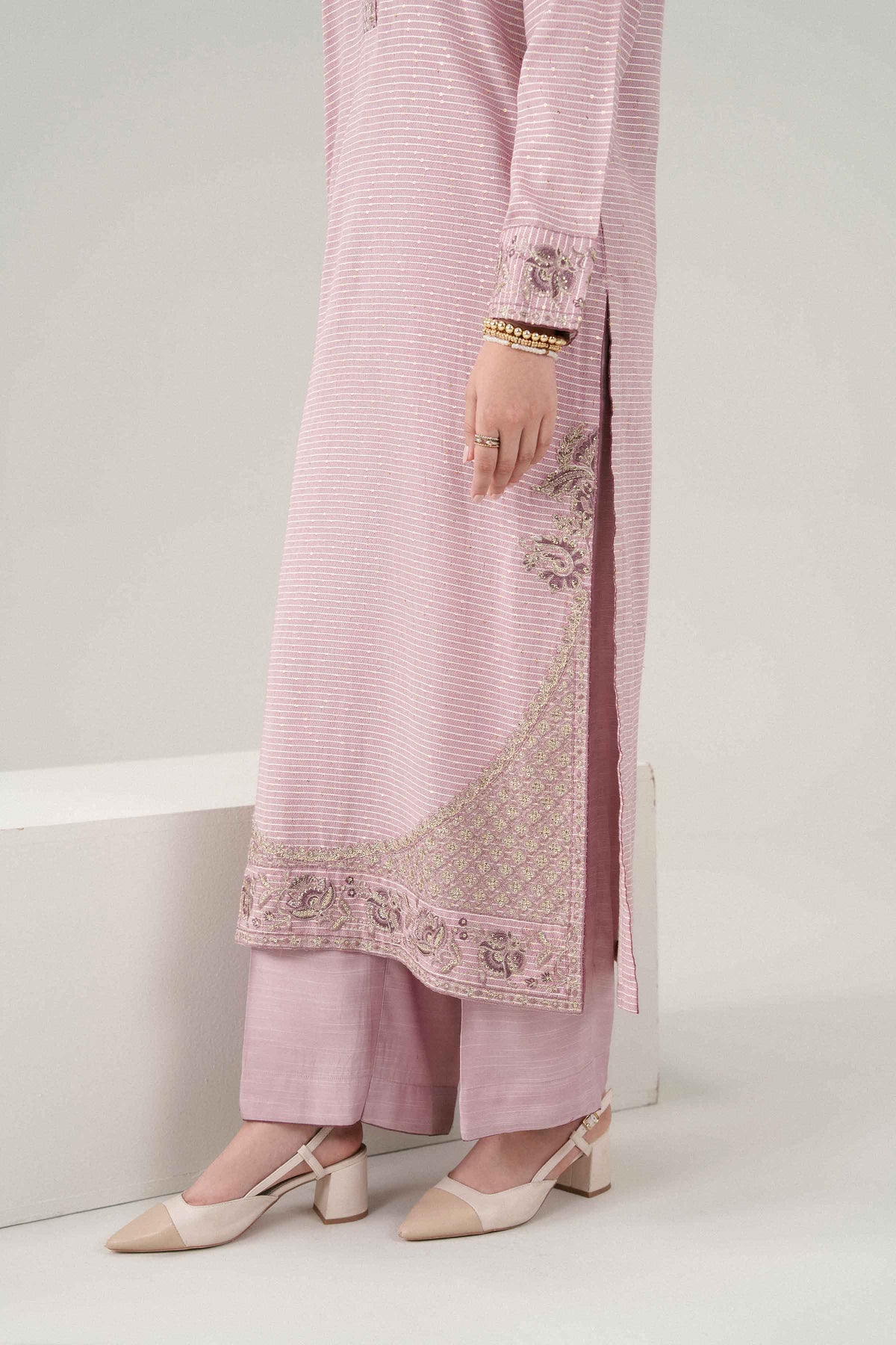 2 PIECE - EMBROIDERED SUIT - PFE26-47