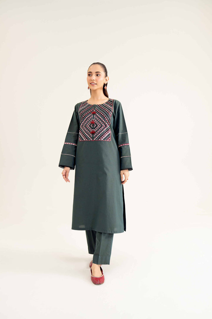 Green Yarn Dyed Embroidered Co-ord Winter Set