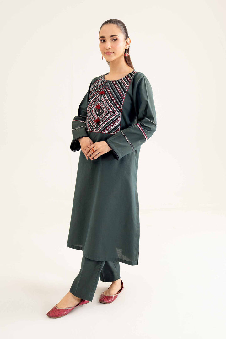 Green Yarn Dyed Embroidered Co-ord Winter Set