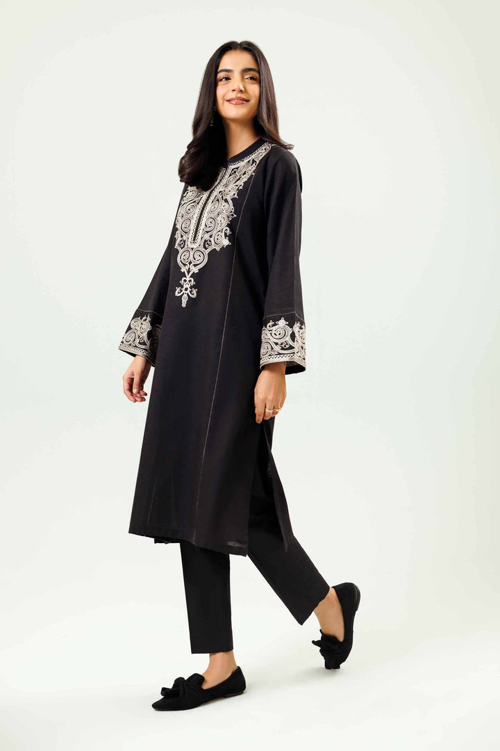 2 Piece Karandi Black Embroidered Winter Suit