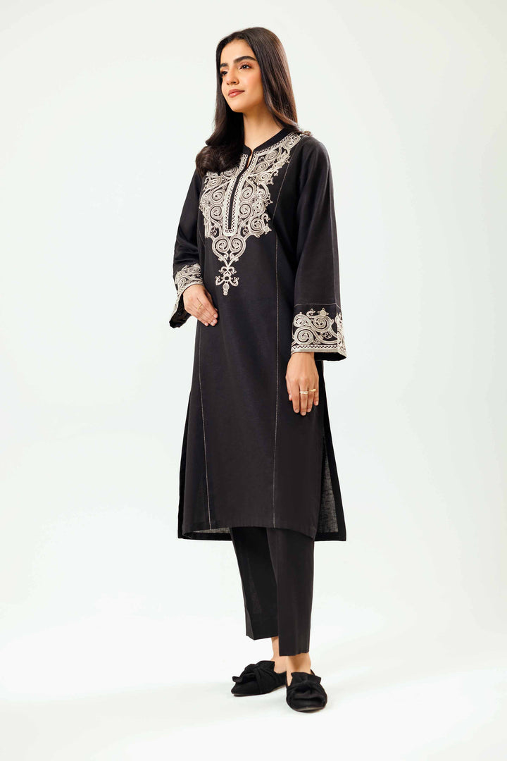 2 Piece Karandi Black Embroidered Winter Suit