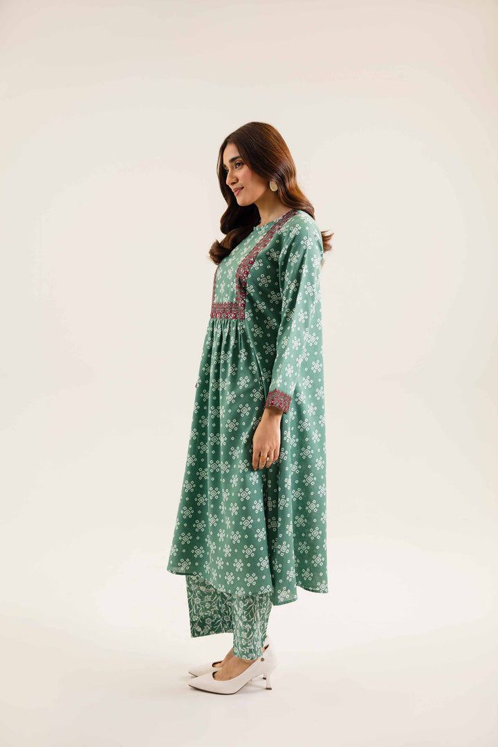 2 Piece Printed Embroidered Green Karandi Winter Suit