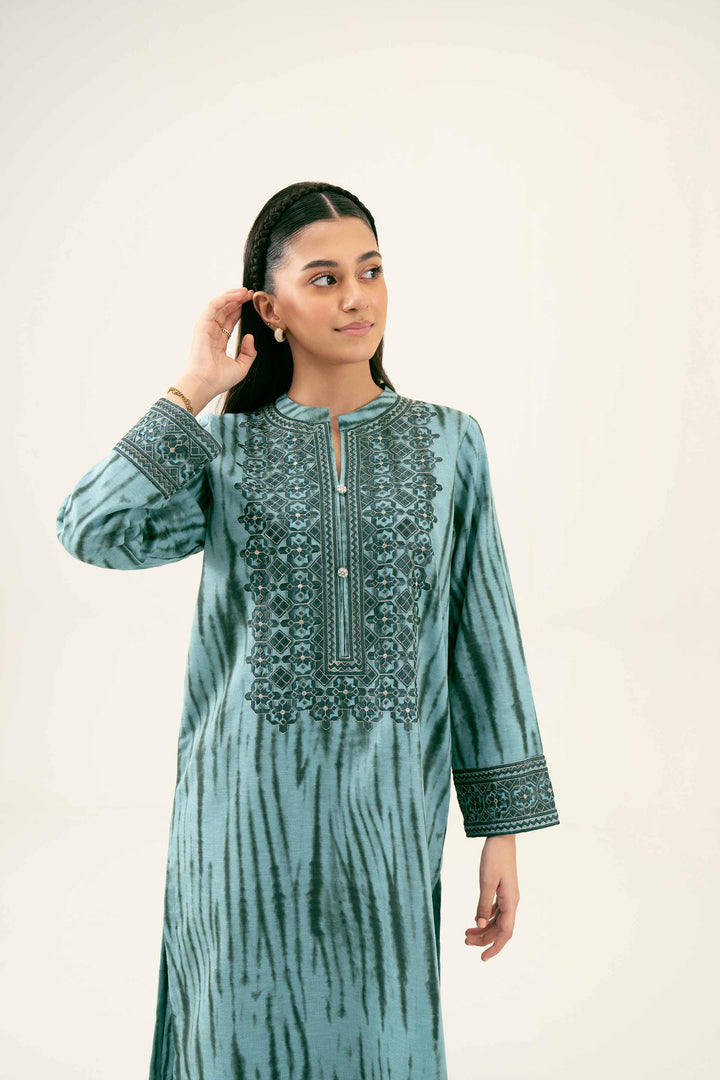 2 Piece Printed Embroidered Sea Green Karandi Winter Suit