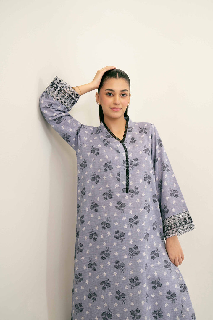 2 Piece Printed Embroidered Lavender Karandi Winter Suit