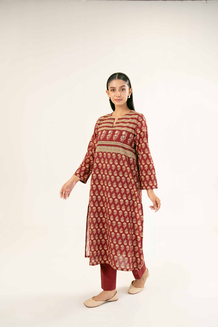 Printed Maroon Khaddar Suit