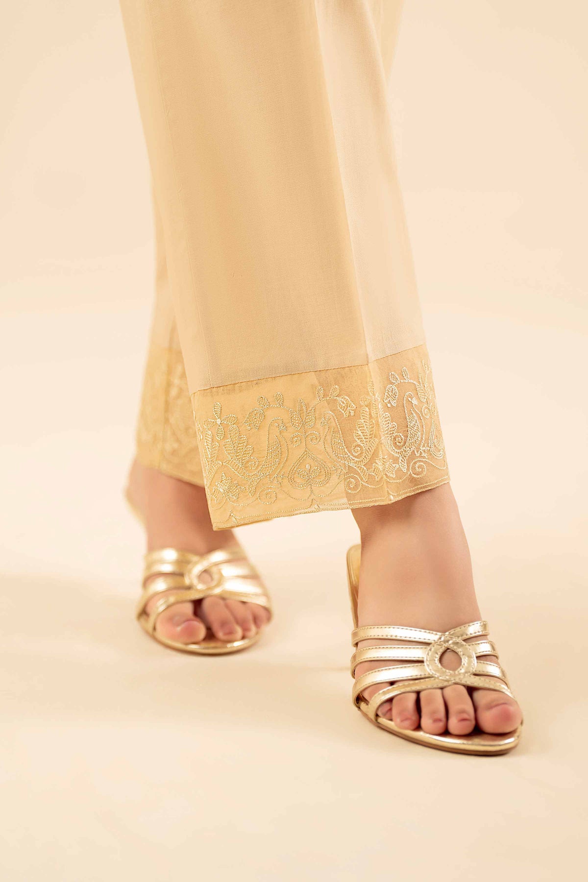 Embroidered Trousers - PW25-138 for Women - Pret Collection | Nishat | Shop Online