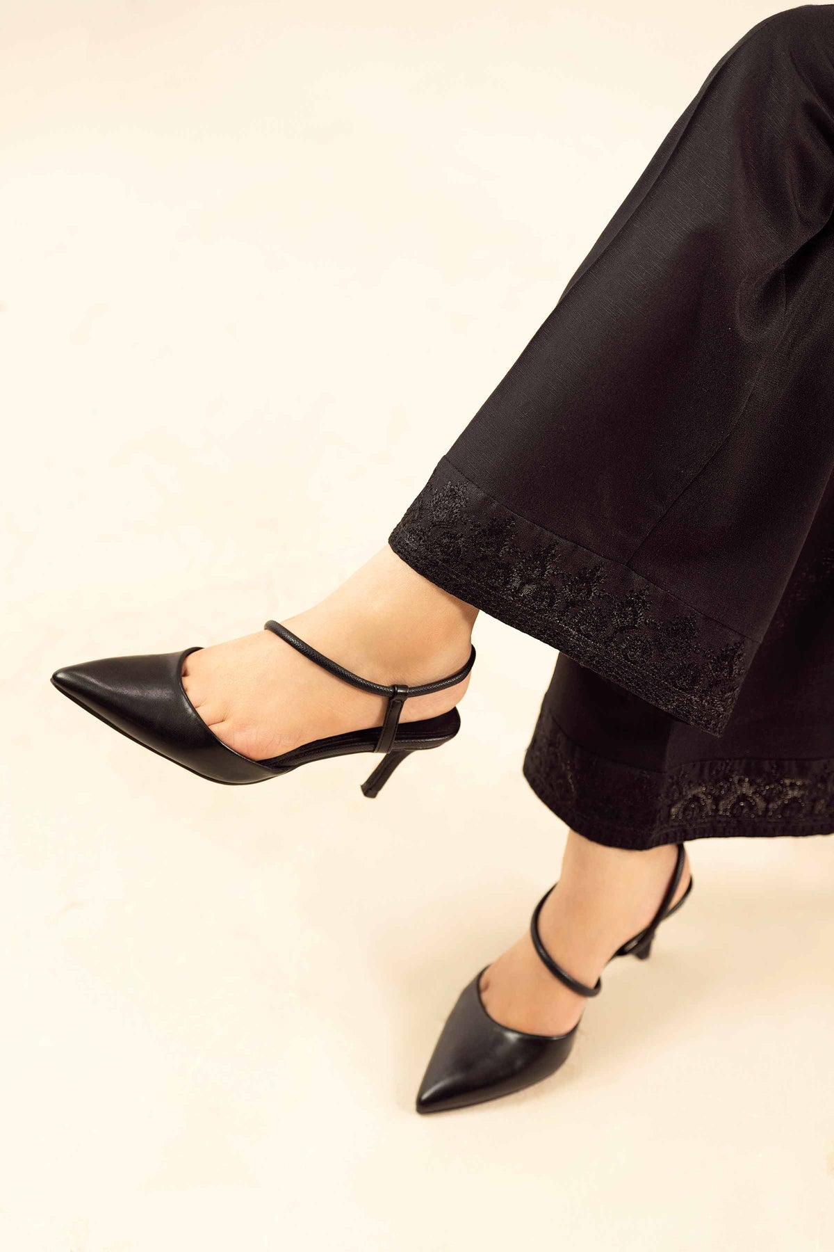 Embroidered Pants - PW25-140 for Women - Pret Collection | Nishat | Shop Online