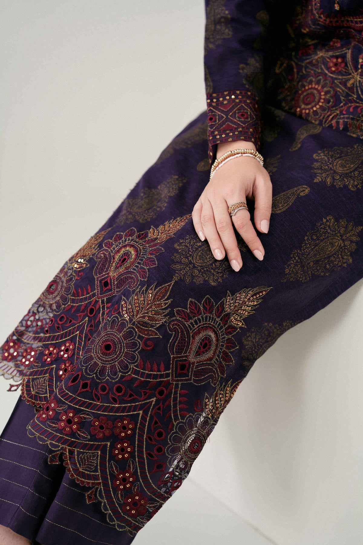 3 PIECE - EMBROIDERED SUIT - PW25-177